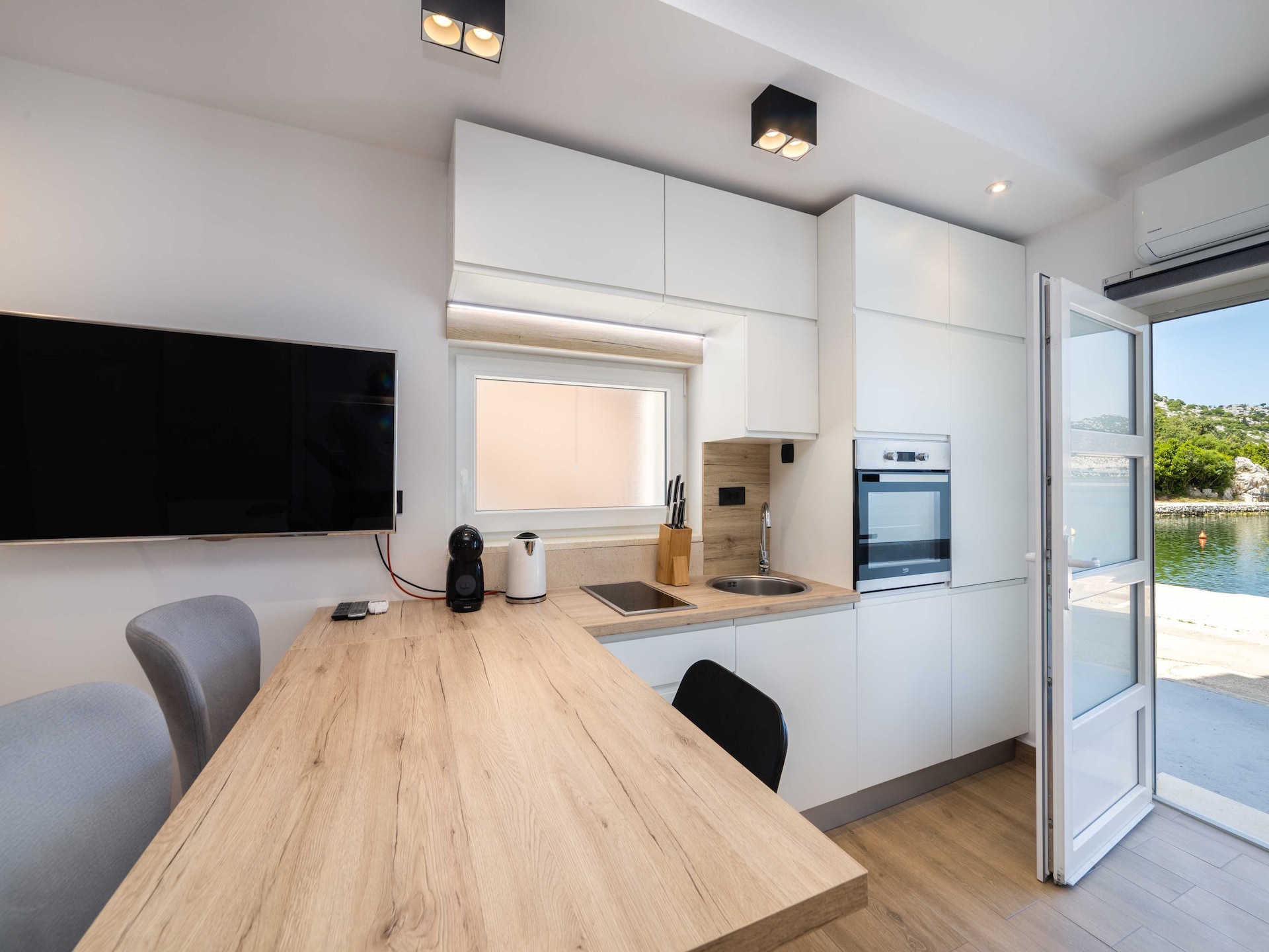 Studio appartement met zeezicht in Rogotin - foto 7