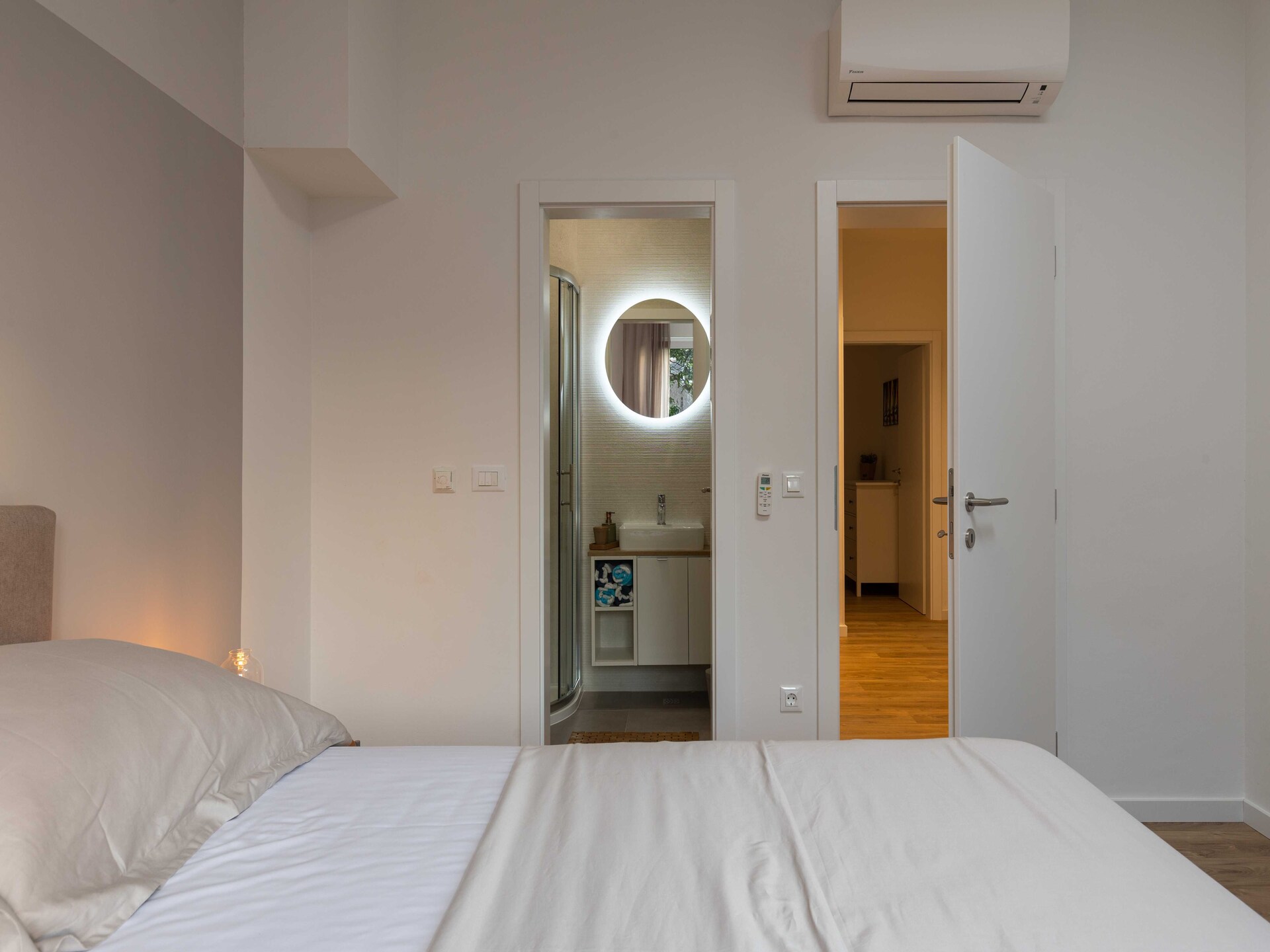 Ruim appartement met balkon en zeezicht nabij de haven van Dubrovnik - foto 15
