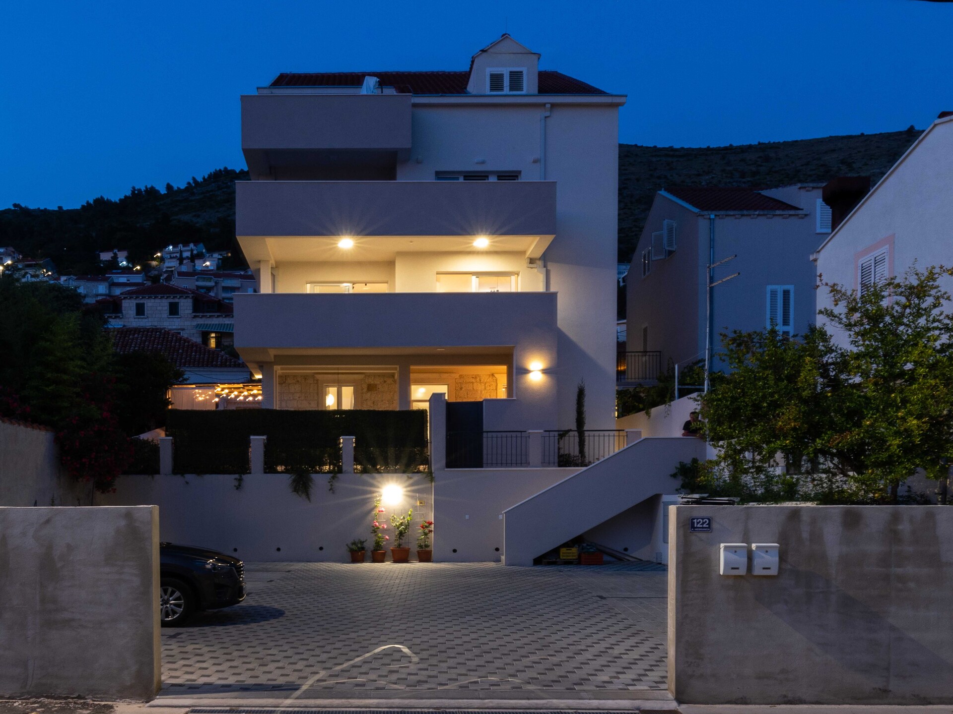 Ruim appartement met balkon en zeezicht nabij de haven van Dubrovnik - foto 34