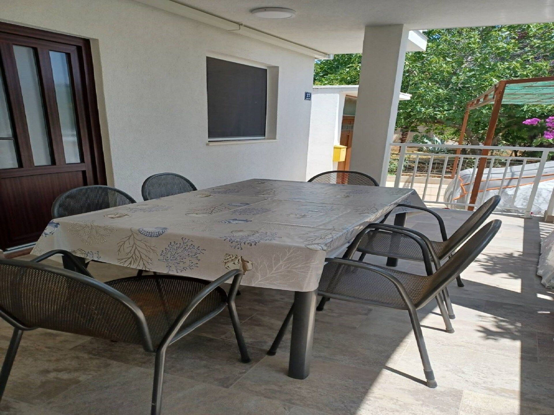 Studio Apartment Nikola: 2-slaapkamer appartement met terras op 100m van zee - foto 12