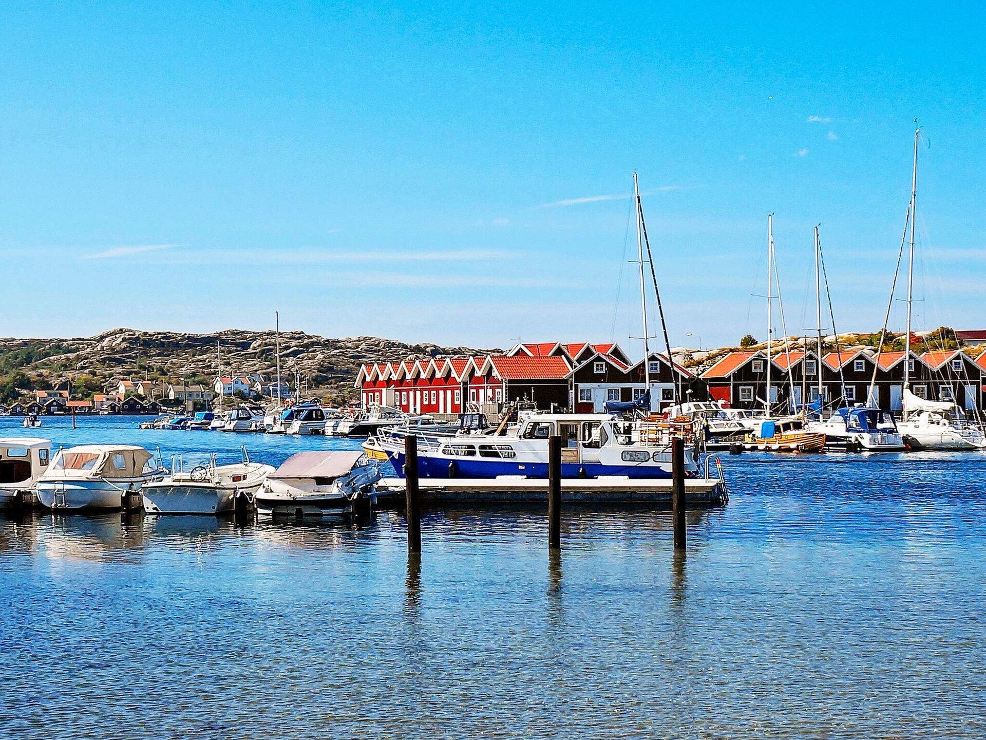 Knus wit vakantiehuisje op Tjörn, vlakbij zee en golfbaan - foto 9