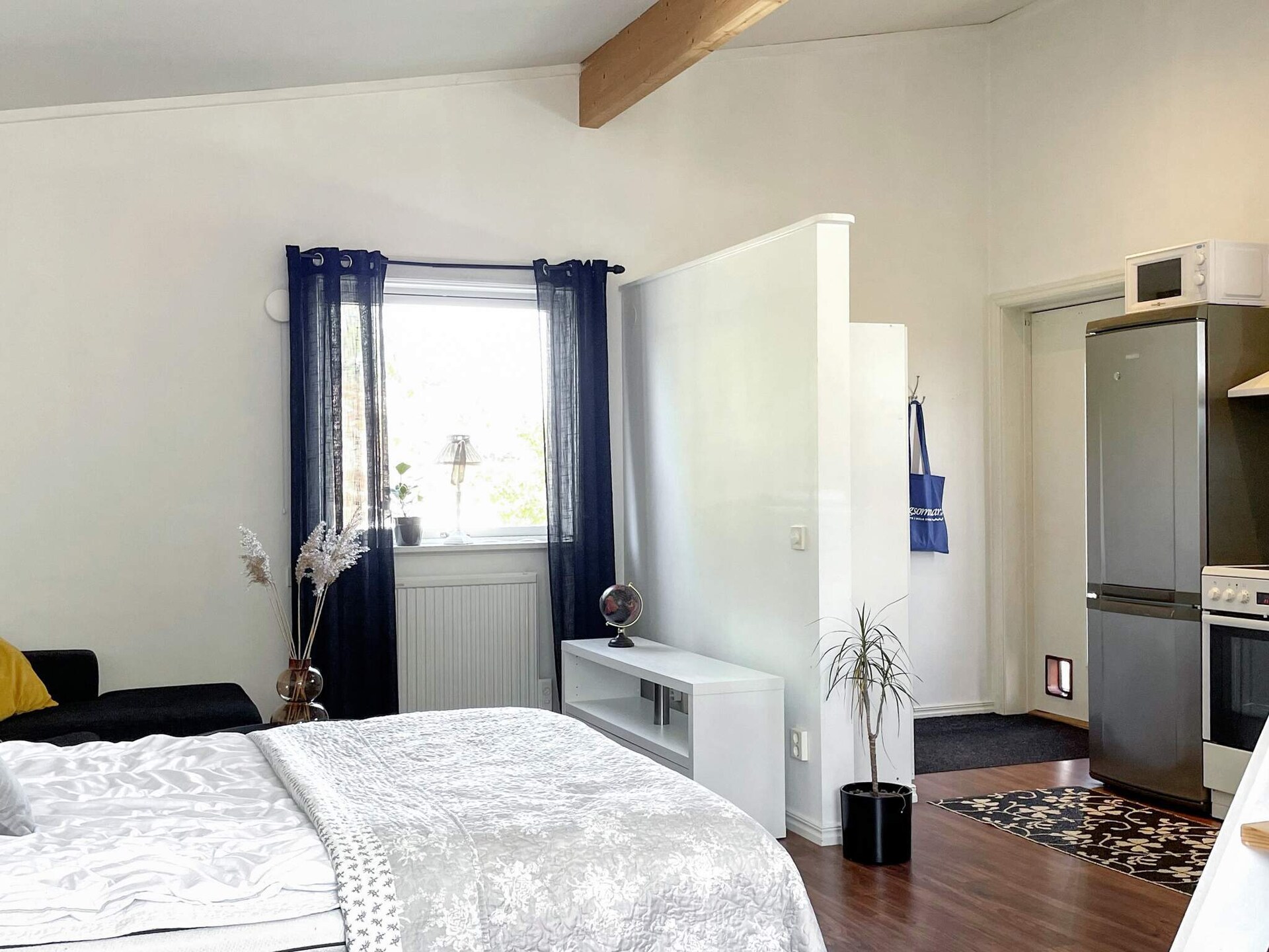 Knus wit vakantiehuisje op Tjörn, vlakbij zee en golfbaan - foto 17