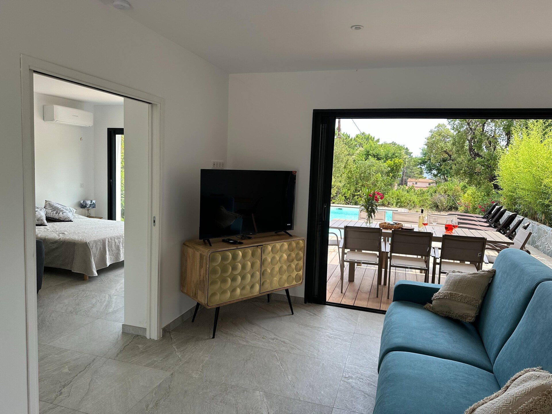 Ruime villa met privézwembad op 900 meter van het strand in Solenzara - foto 9
