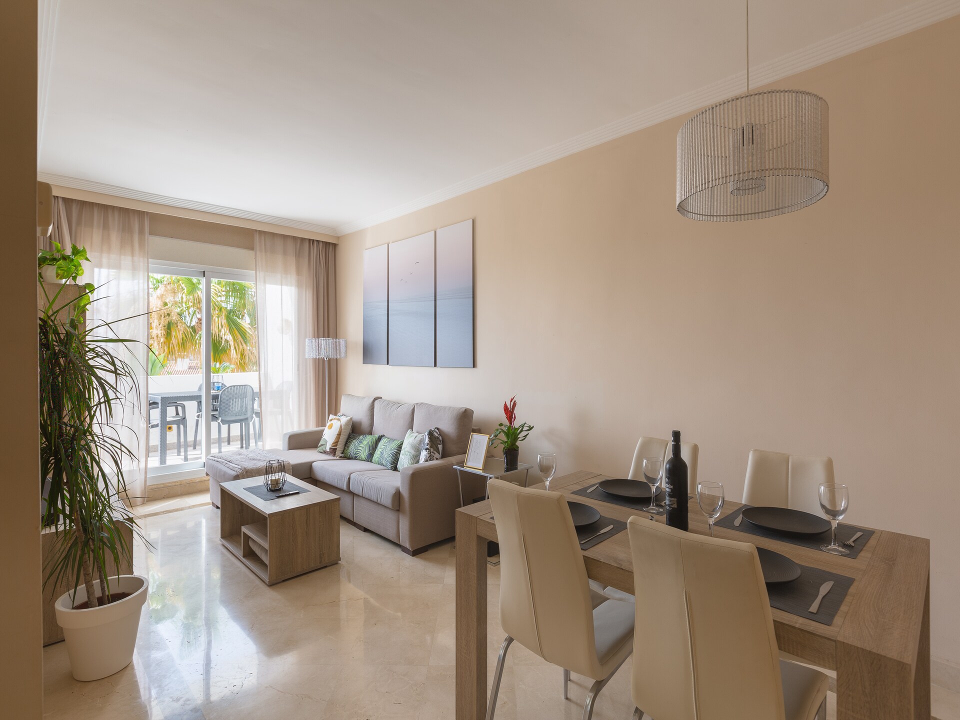 Modern appartement aan golfbaan nabij Málaga met zwembad en padel - foto 17