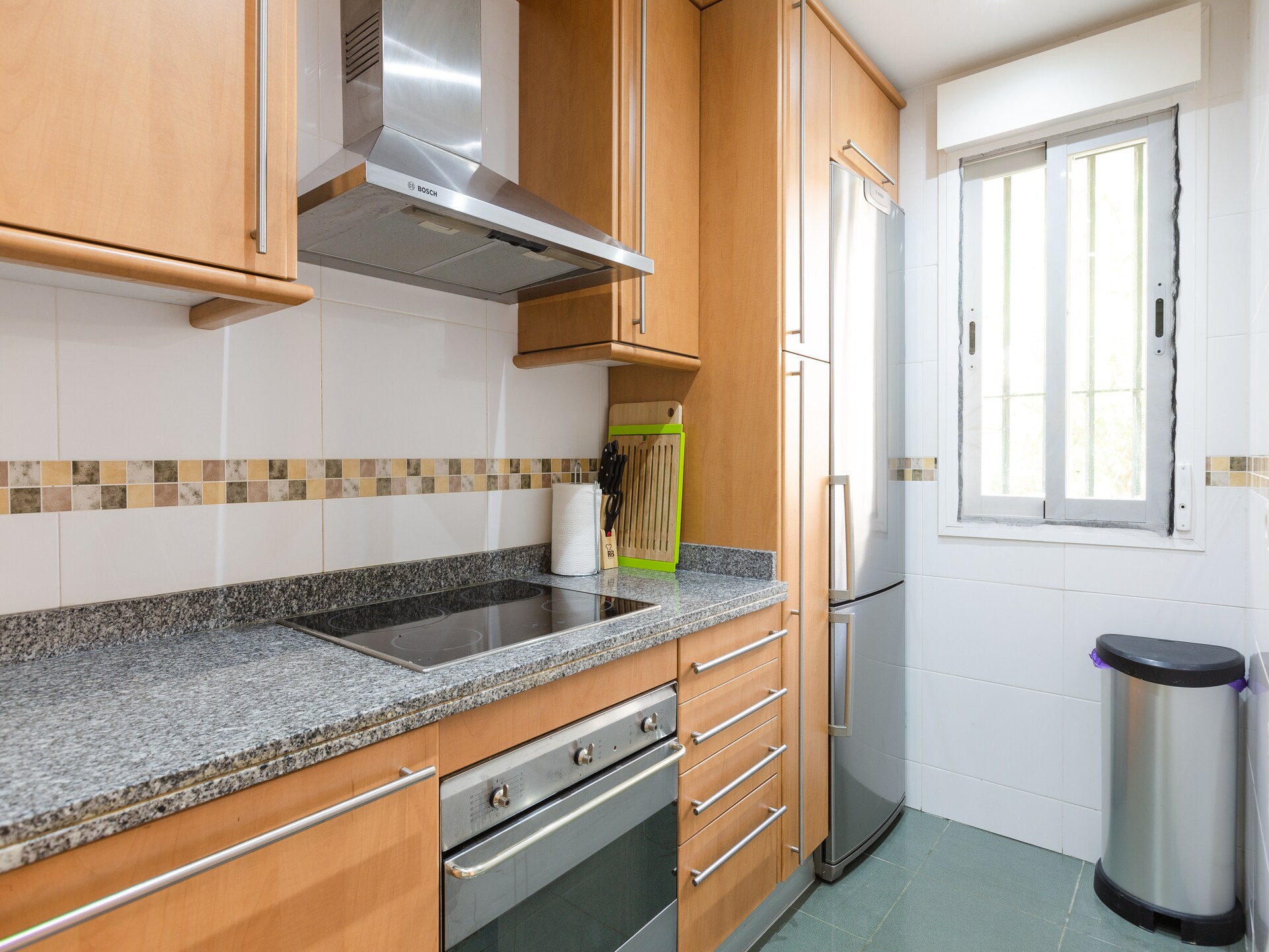 Modern appartement aan golfbaan nabij Málaga met zwembad en padel - foto 19