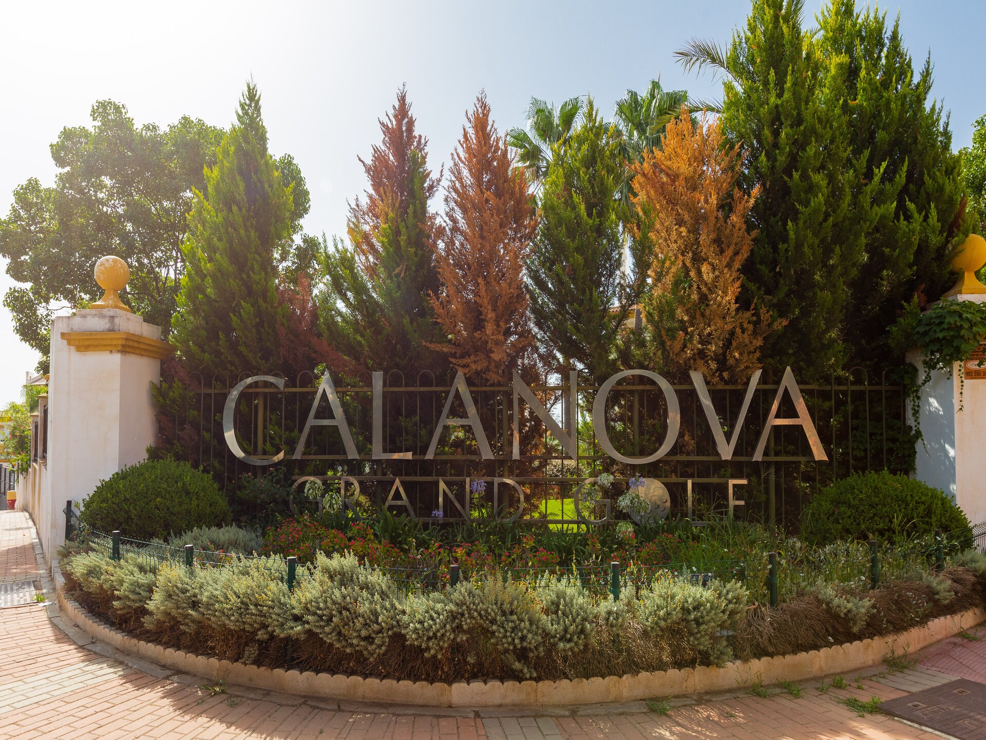 Modern appartement aan golfbaan nabij Málaga met zwembad en padel - foto 36
