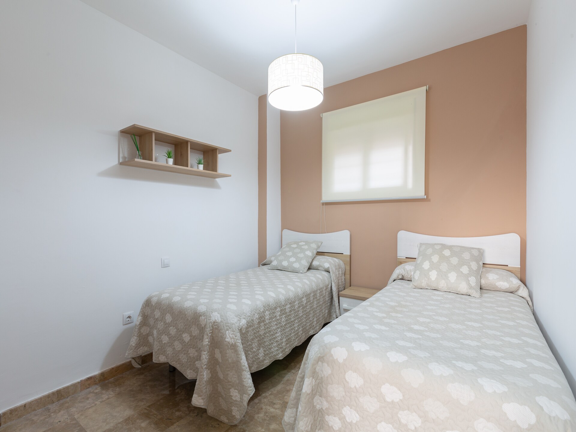 Appartement aan de golfbaan met zwembad en tuin op 700 meter van het strand - foto 11