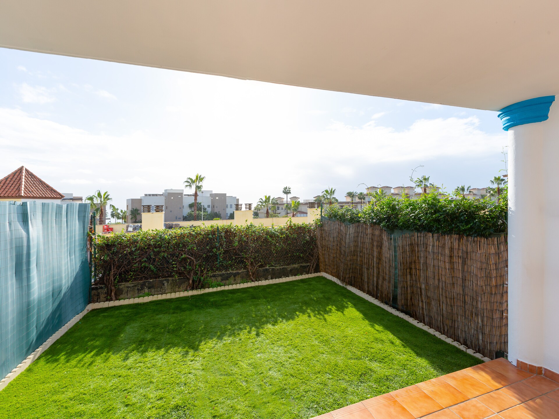 Appartement aan de golfbaan met zwembad en tuin op 700 meter van het strand - foto 22