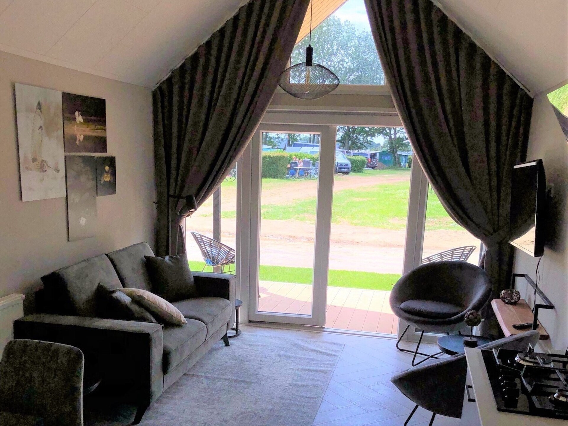 Tiny House Chalet aan de Rhederlaagse Meren in Lathum - foto 22