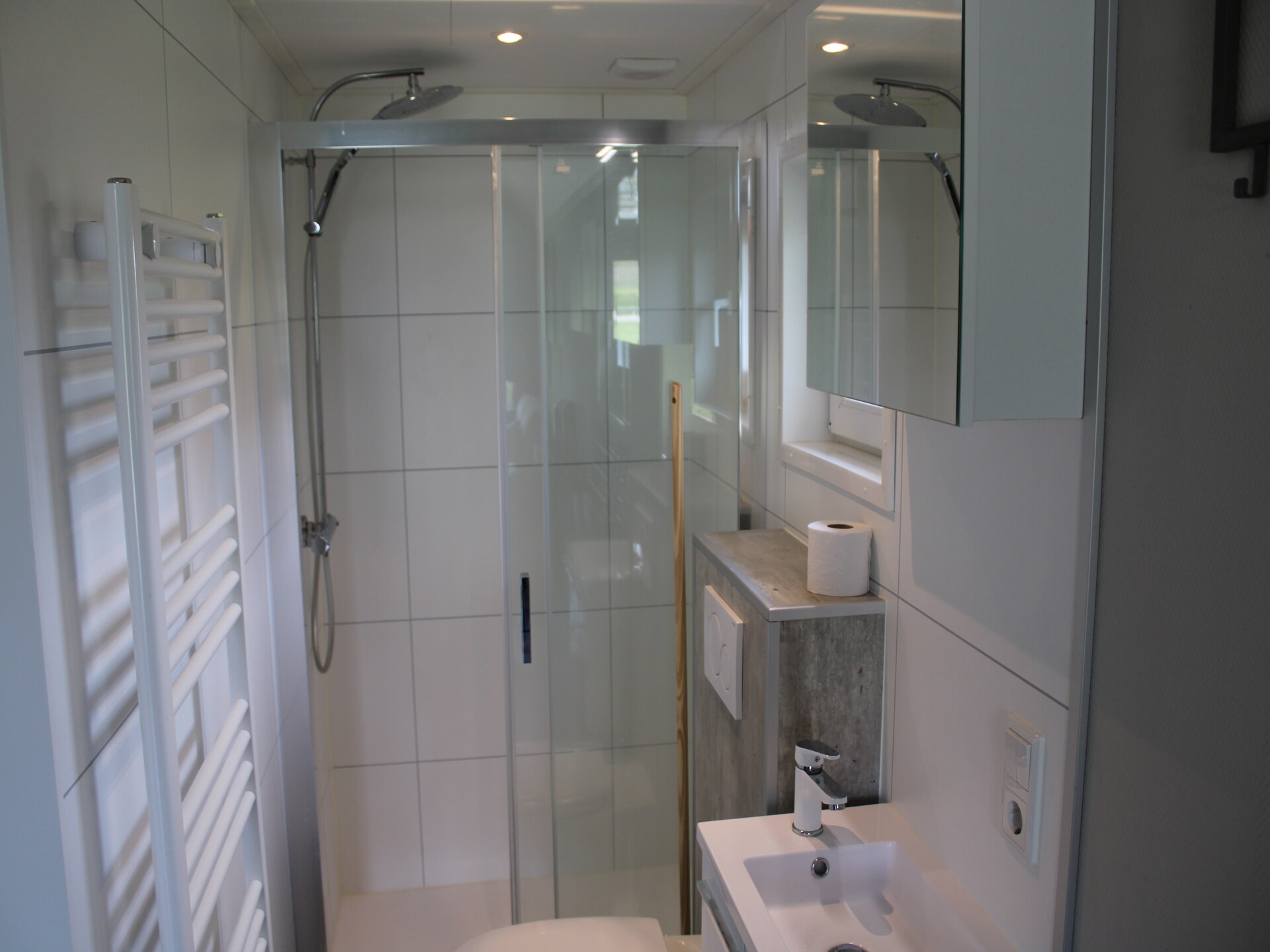 Tiny House Chalet aan de Rhederlaagse Meren in Lathum - foto 18