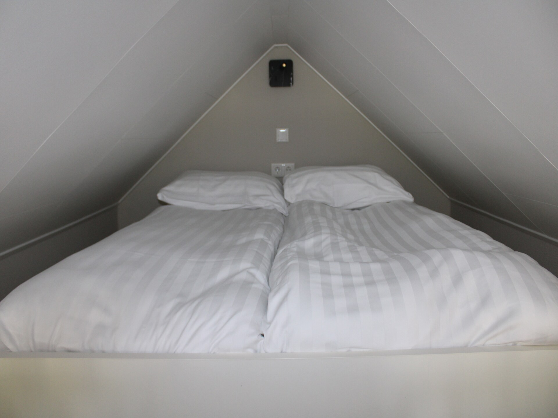 Tiny House Chalet aan de Rhederlaagse Meren in Lathum - foto 3