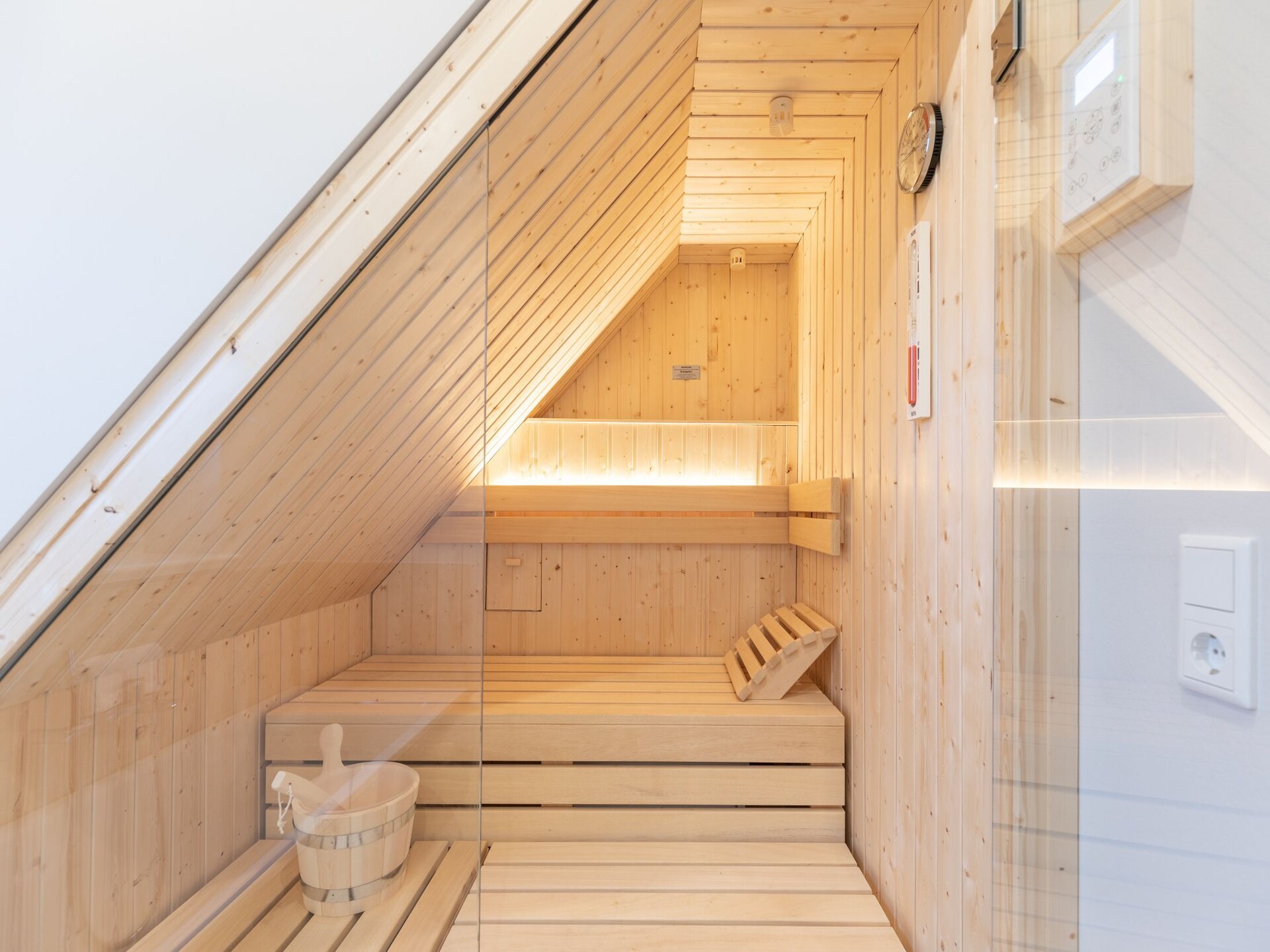Modern vakantiehuis met sauna en tuin nabij Niebüll, ideaal voor golfliefhebbers - foto 21