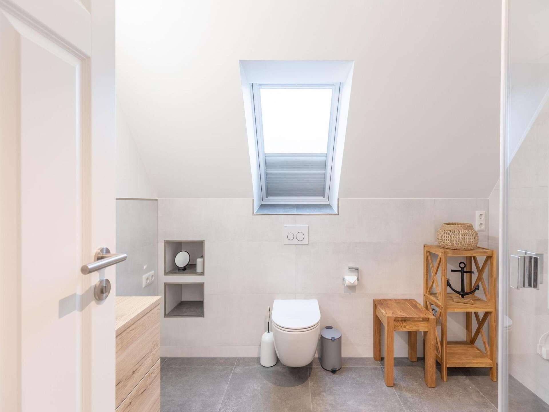 Lütje: Modern appartement met balkon in rustig St. Peter-Dorf, 1,7 km van zee - foto 9