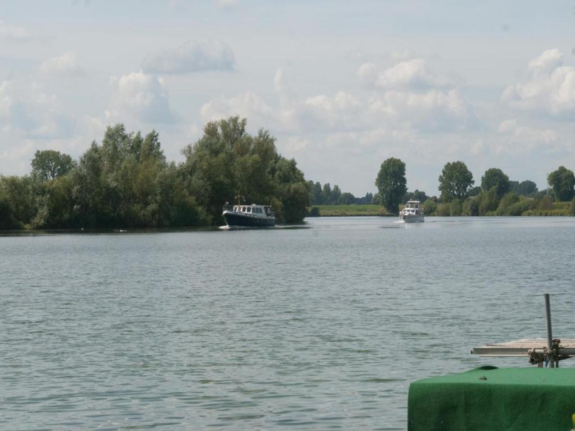 Vrijstaande villa in Vakantiepark 't Broeckhuys nabij Nijmegen - foto 37