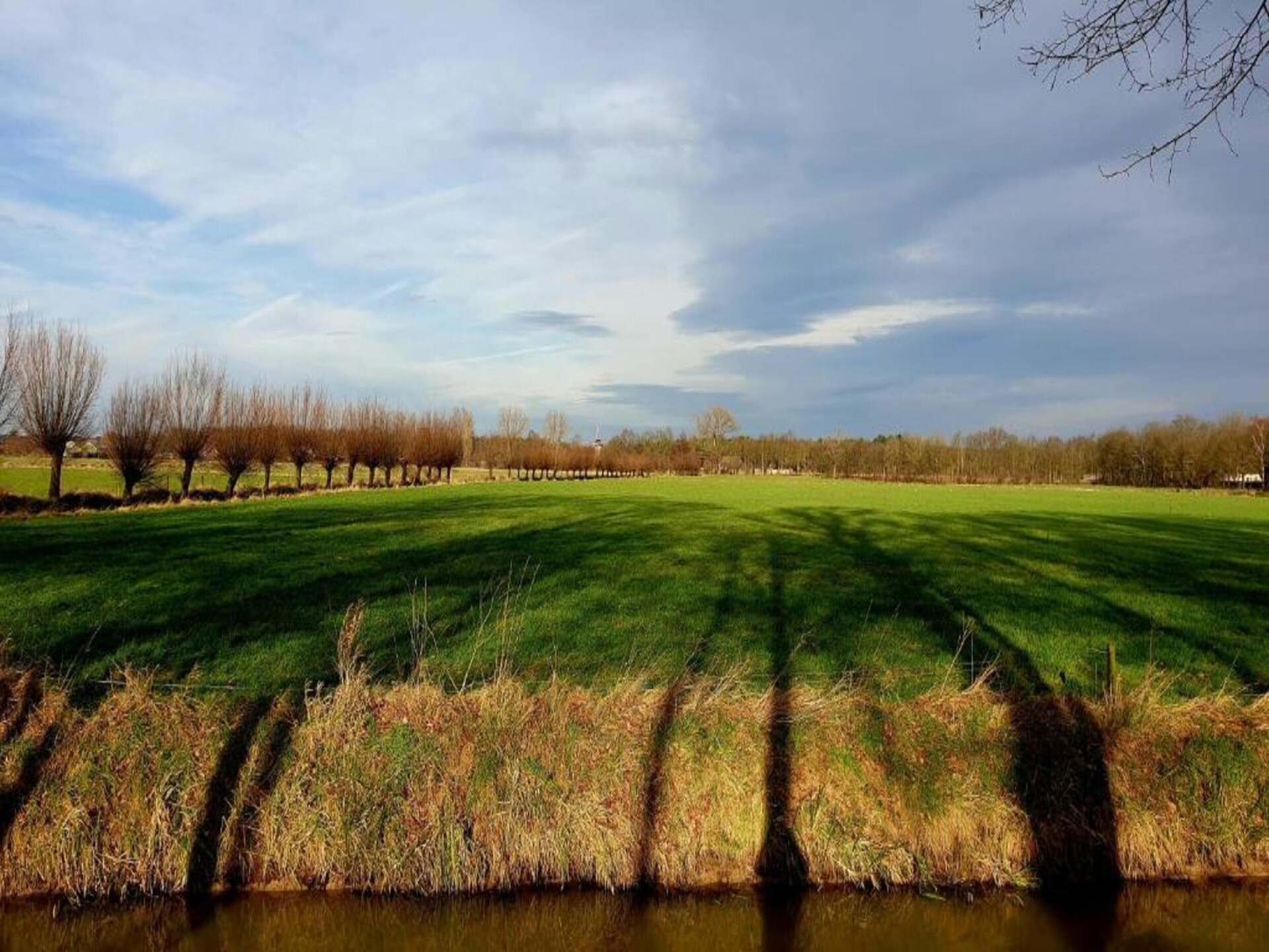 Vrijstaand vakantiehuis op park bij recreatiemeer in Ewijk - foto 24