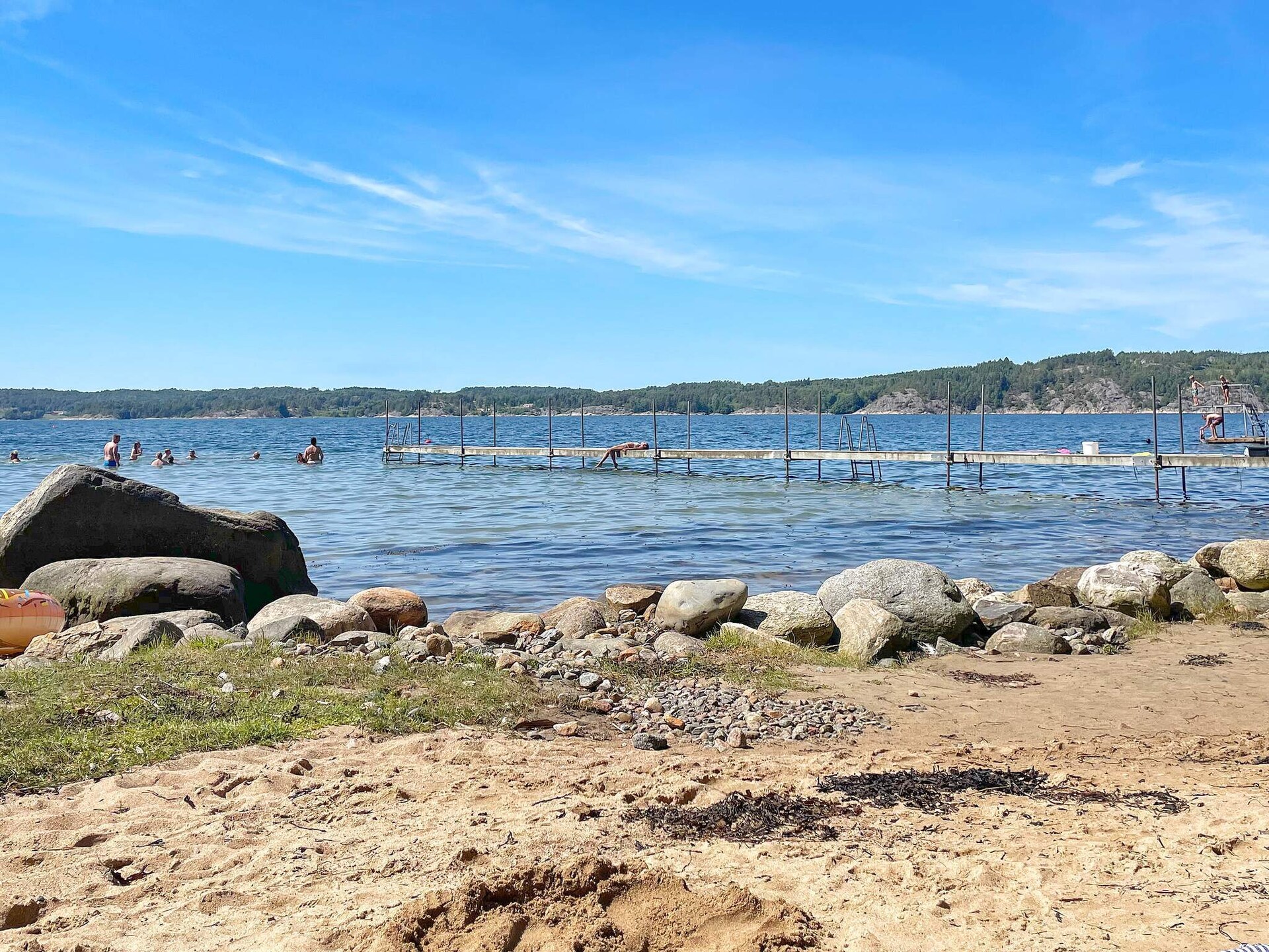 Zweeds rood vakantiehuis aan de golfbaan bij Uddevalla - foto 30