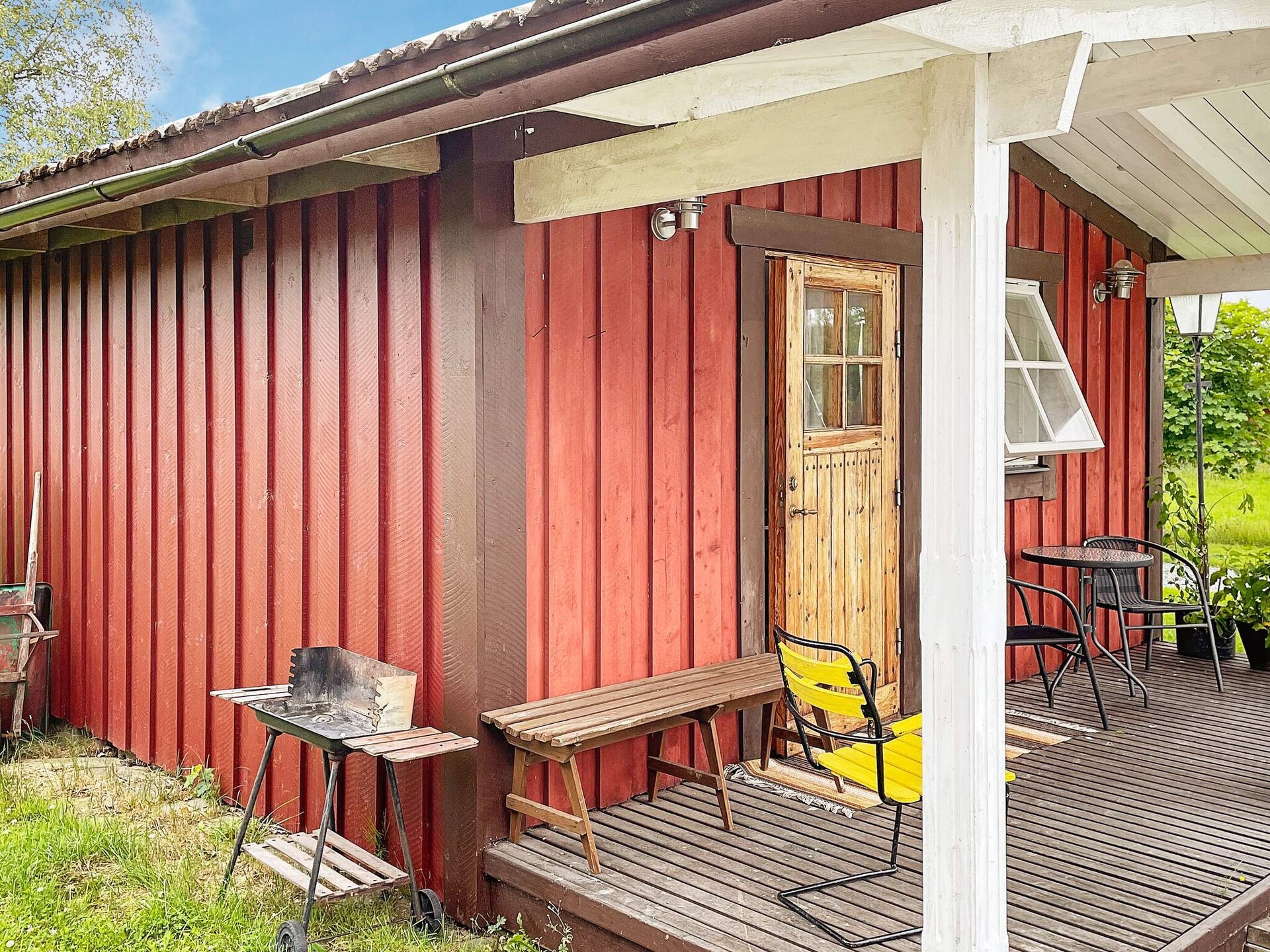 Knus Zweeds vakantiehuisje met sauna en golfbaan nabij Kil - foto 3