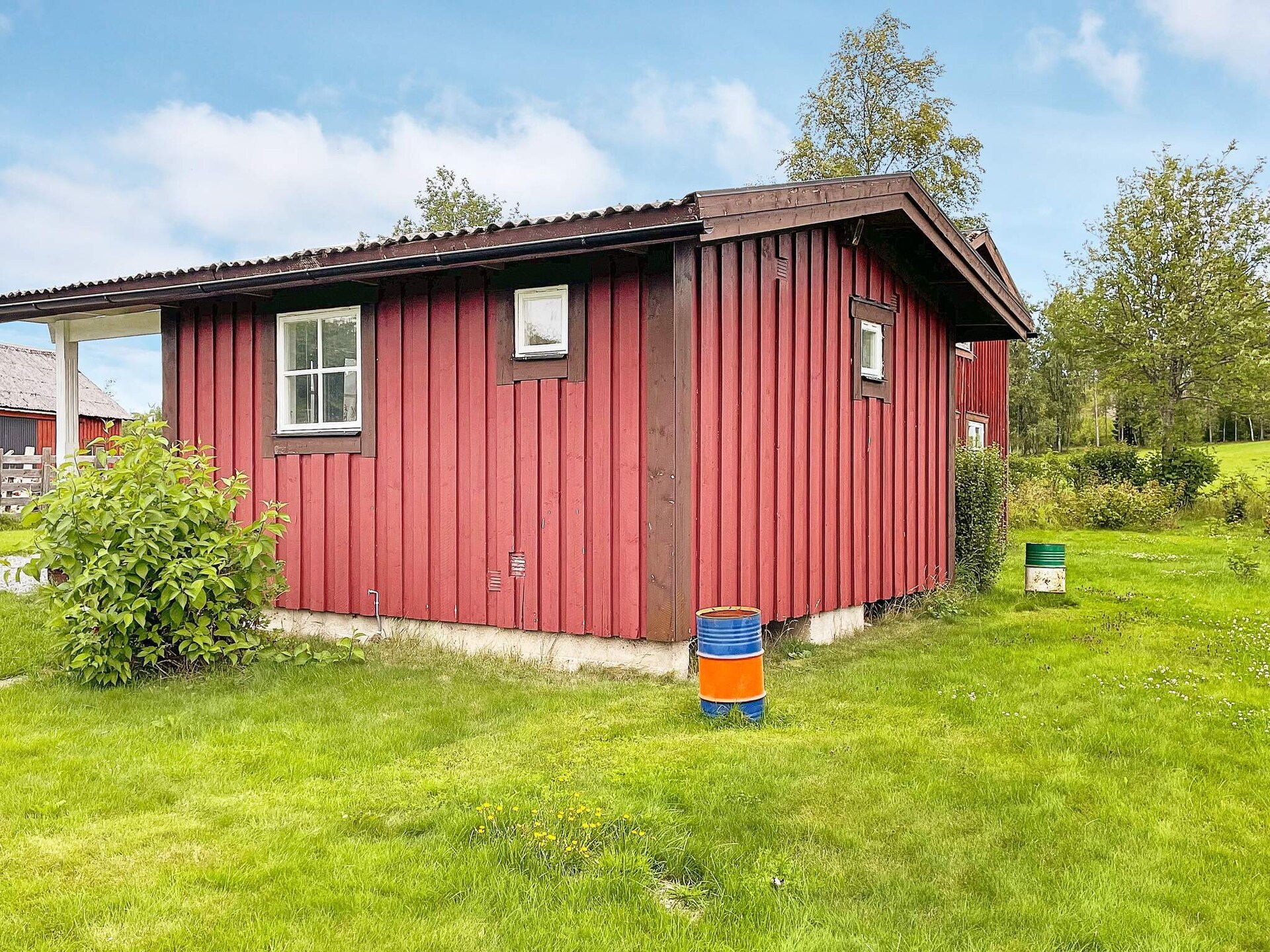 Knus Zweeds vakantiehuisje met sauna en golfbaan nabij Kil - foto 5