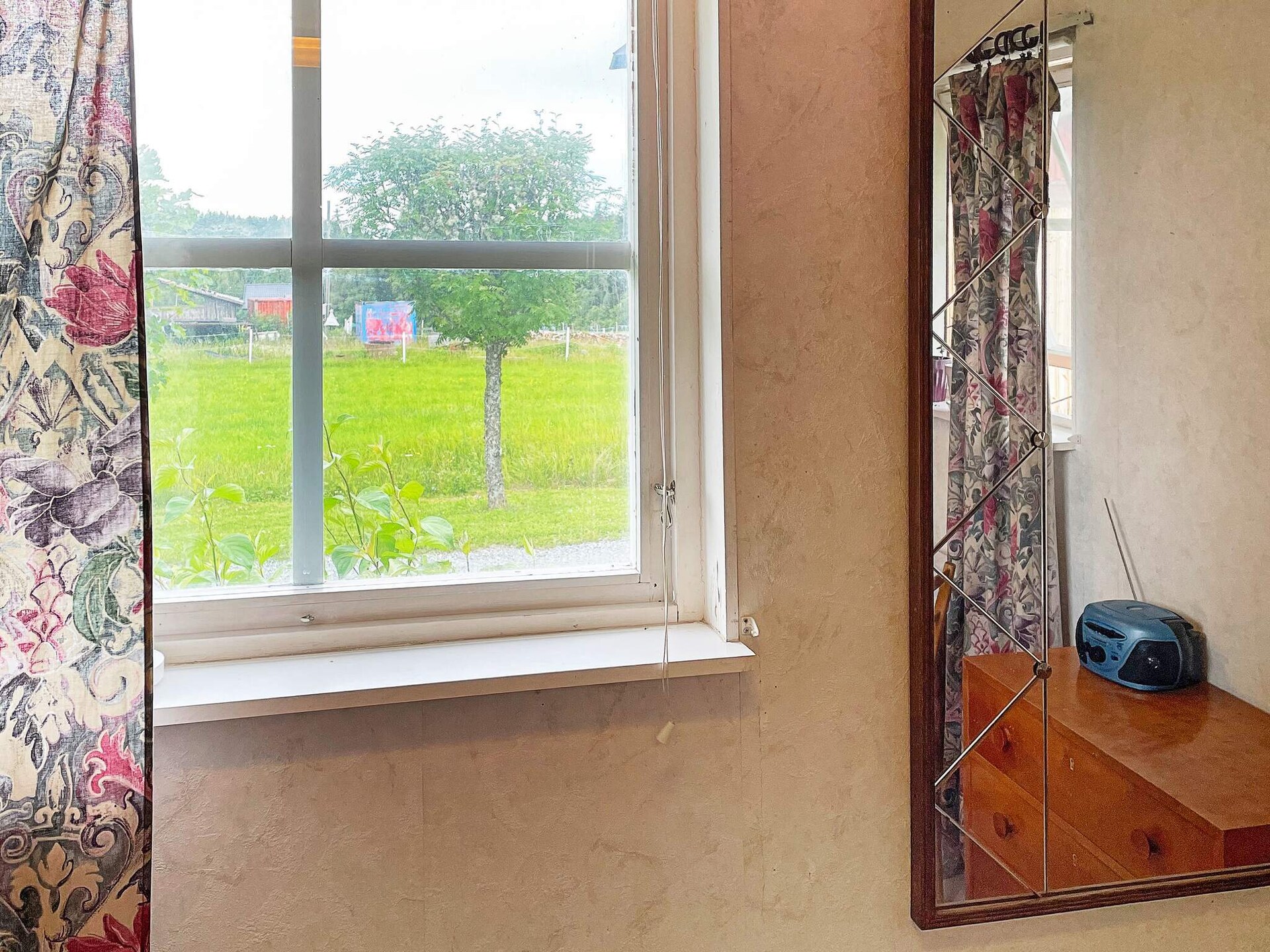Knus Zweeds vakantiehuisje met sauna en golfbaan nabij Kil - foto 13