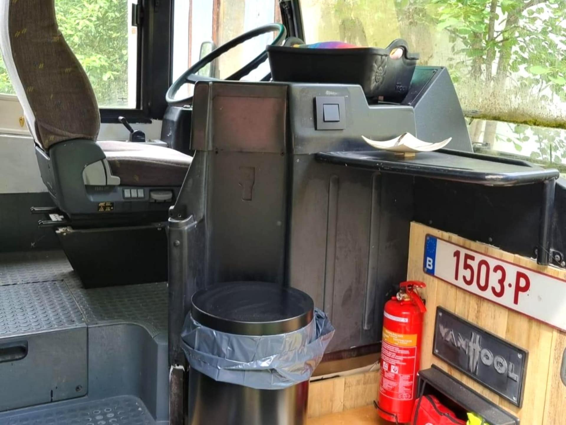 Overnacht in een luxe omgebouwde bus nabij Vielsalm - foto 15