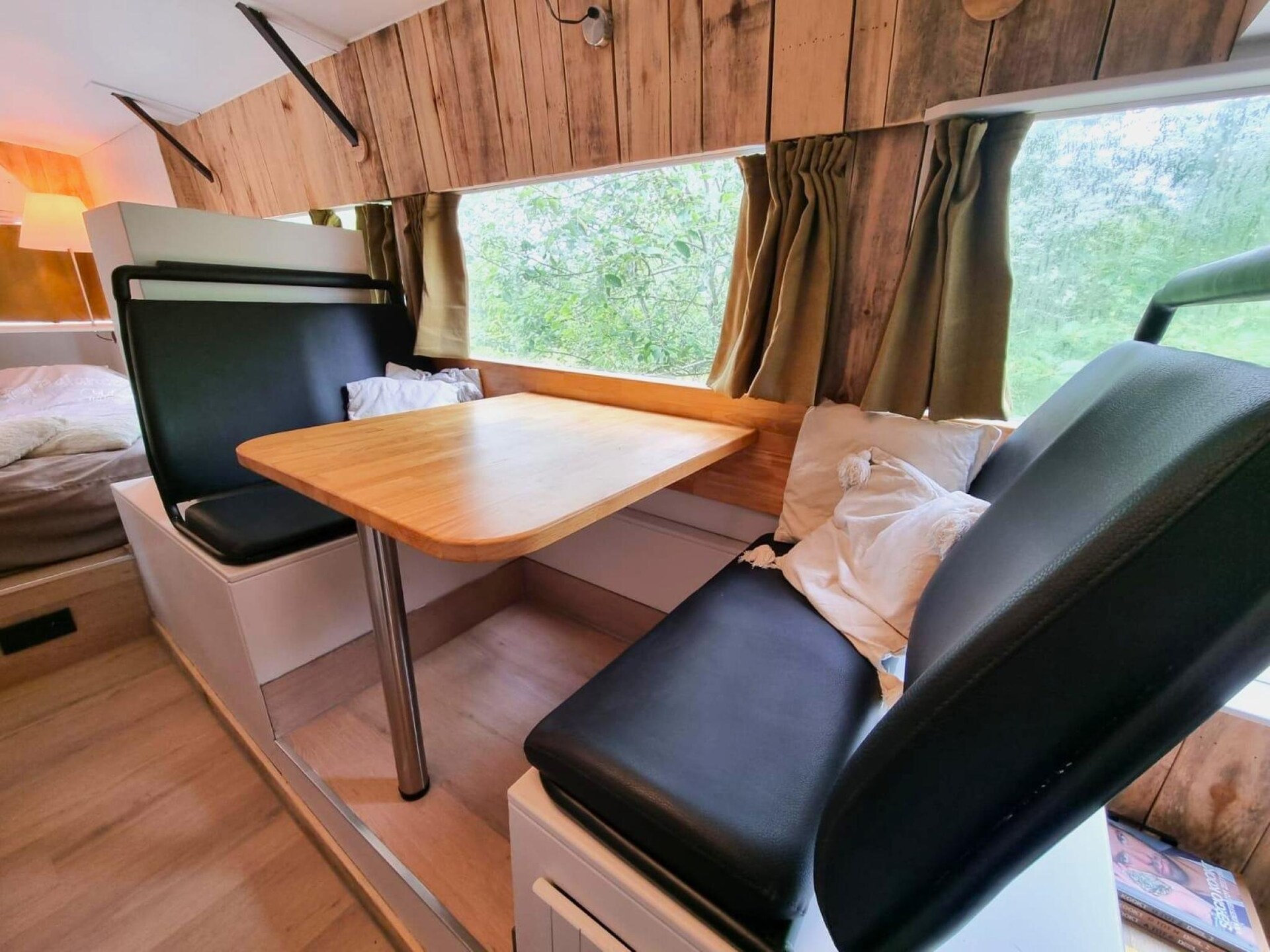 Overnacht in een luxe omgebouwde bus nabij Vielsalm - foto 10