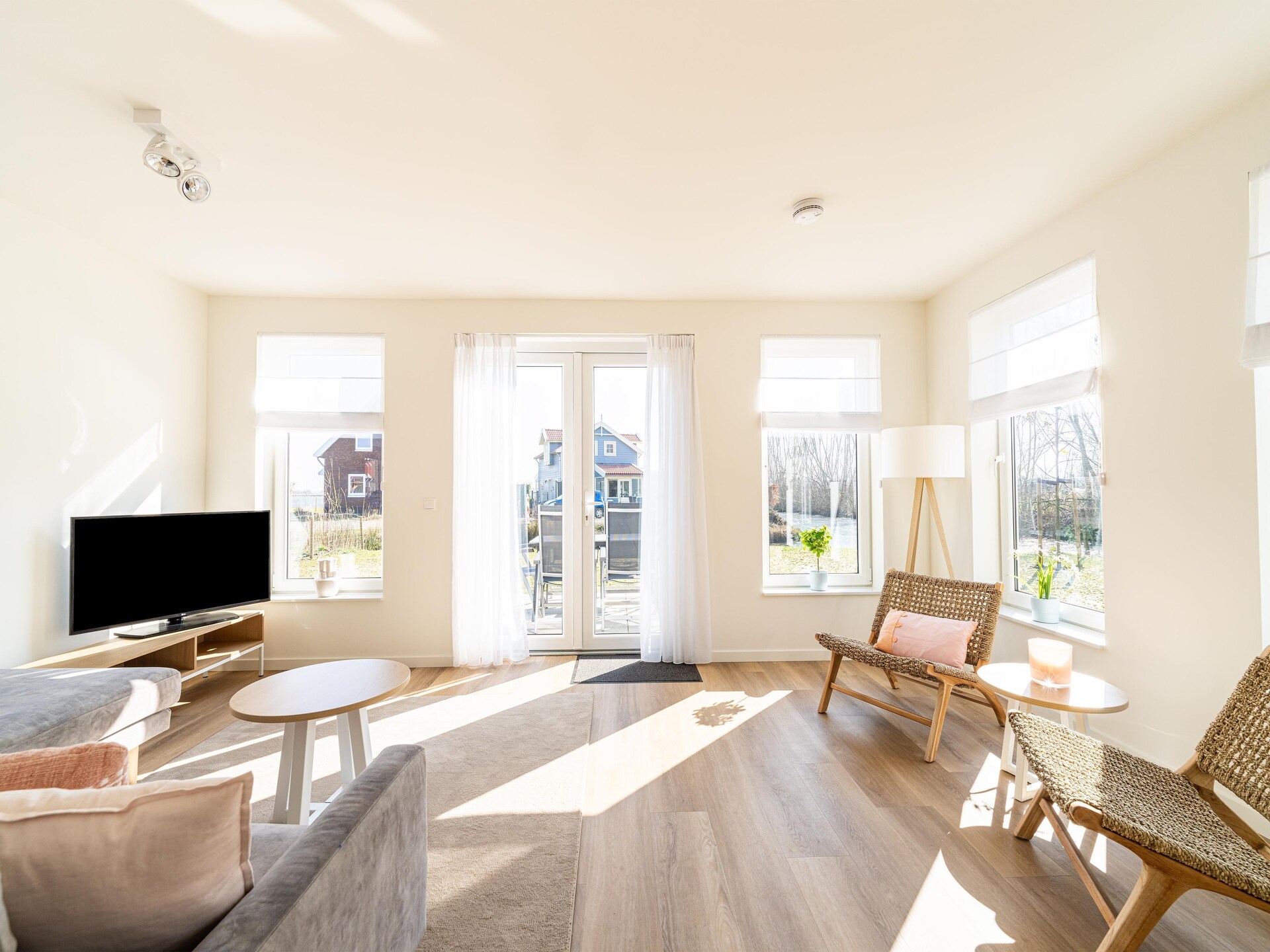 Vrijstaand vakantiehuis aan meer in Simonshaven met privétuin - foto 5