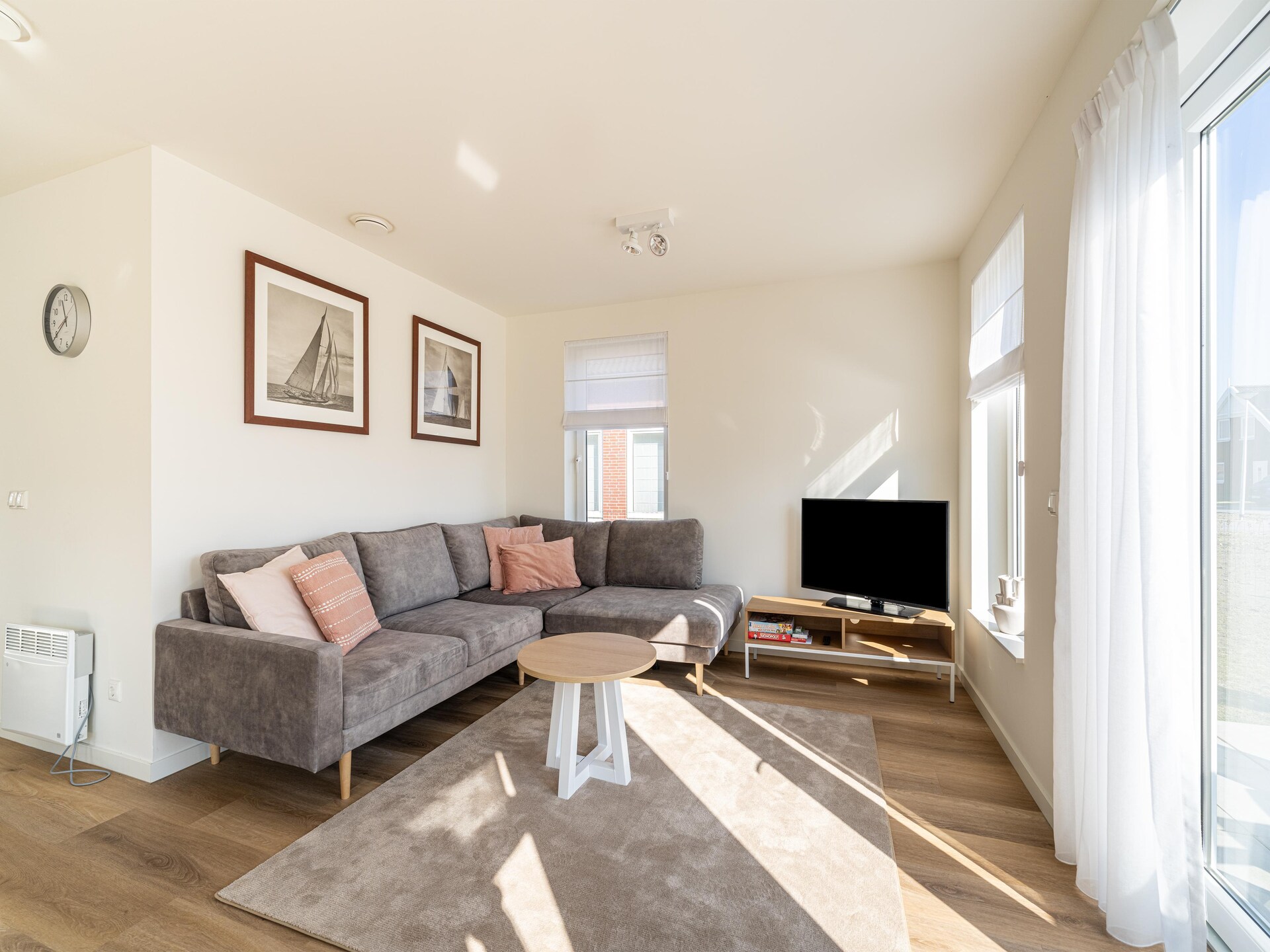 Vrijstaand vakantiehuis aan meer in Simonshaven met privétuin - foto 4