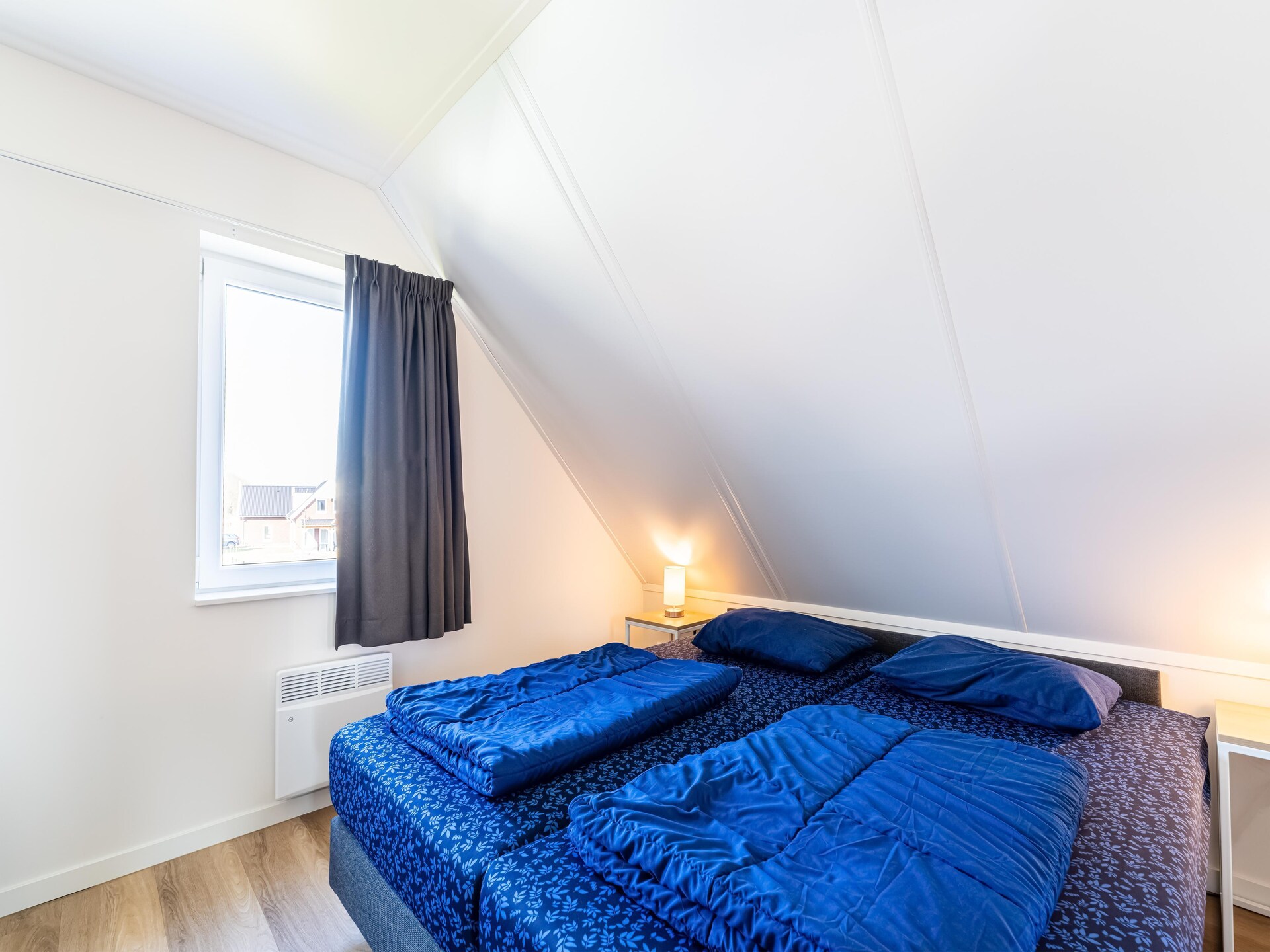 Vrijstaand vakantiehuis aan meer in Simonshaven met privétuin - foto 21