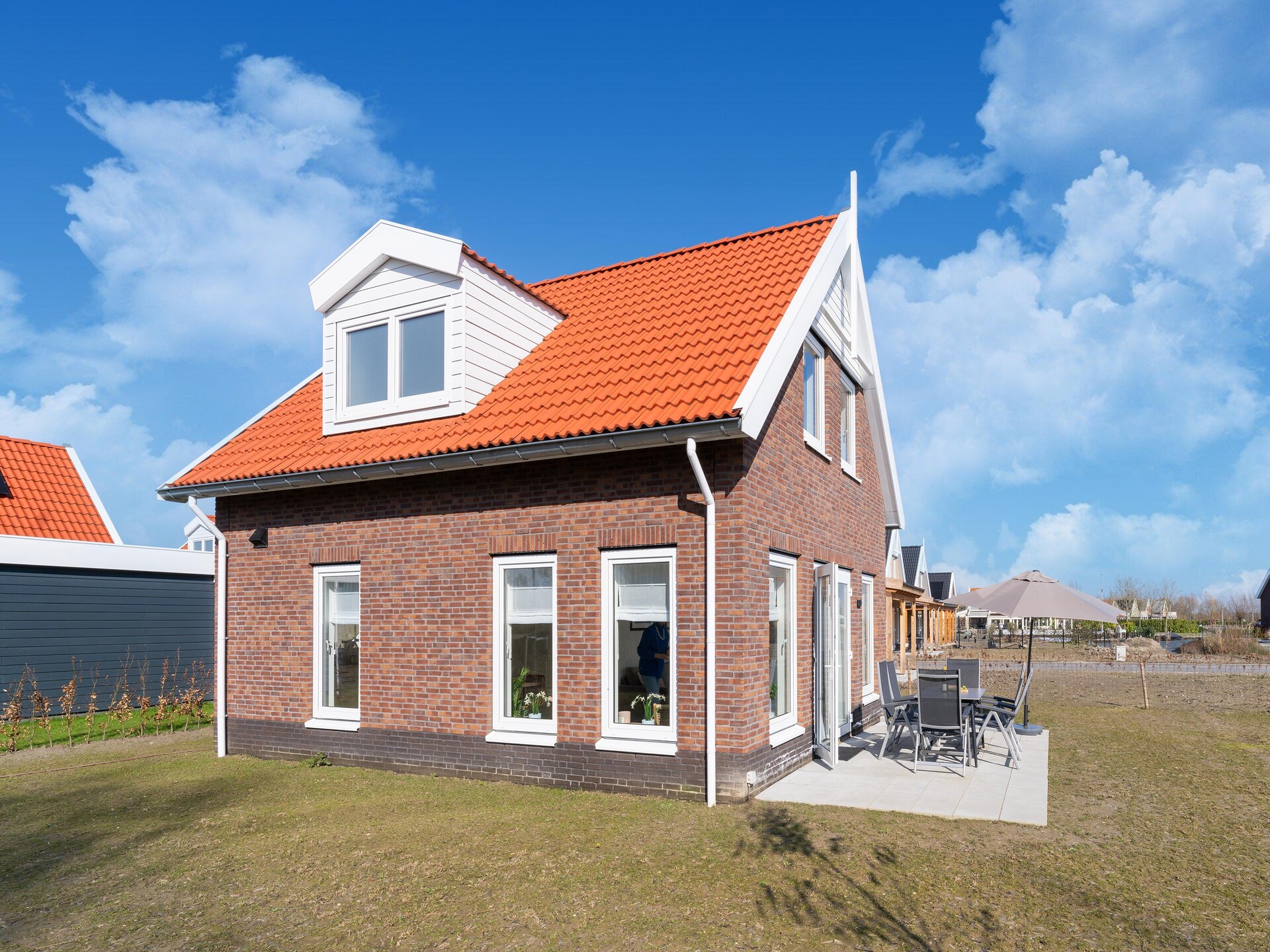 Vrijstaand vakantiehuis aan meer in Simonshaven met privétuin - foto 15