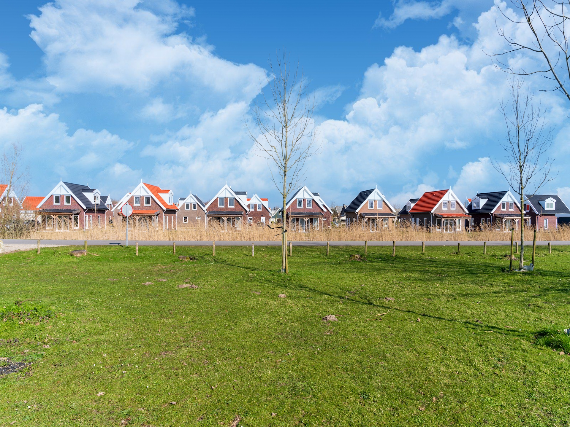 Vrijstaand vakantiehuis aan meer in Simonshaven met privétuin - foto 33