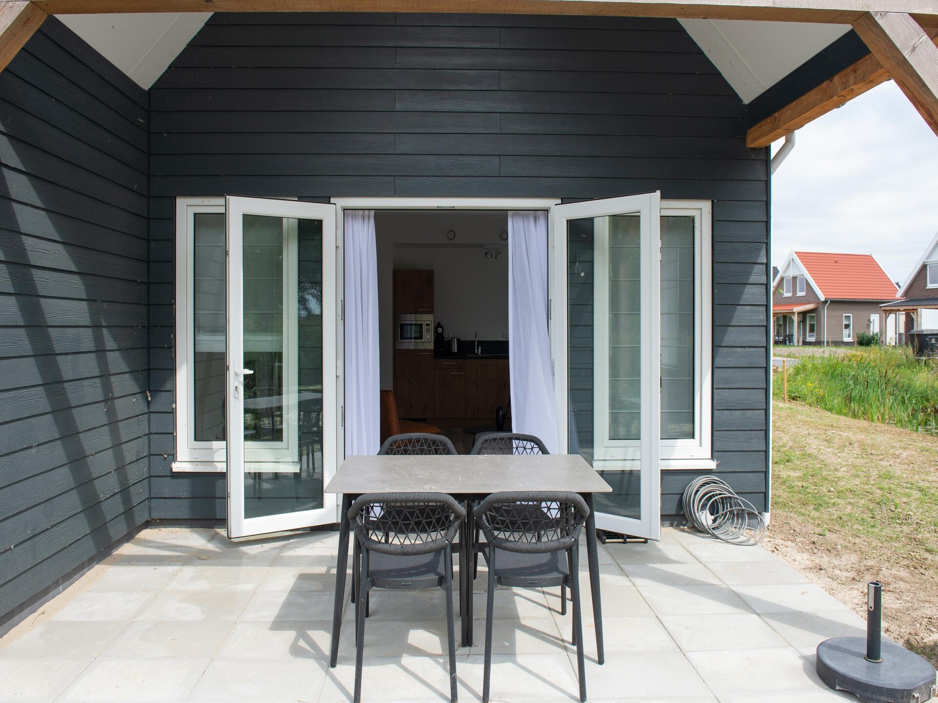 Vrijstaand vakantiehuis Rietzanger 134 aan het water in Zuid-Holland - foto 9