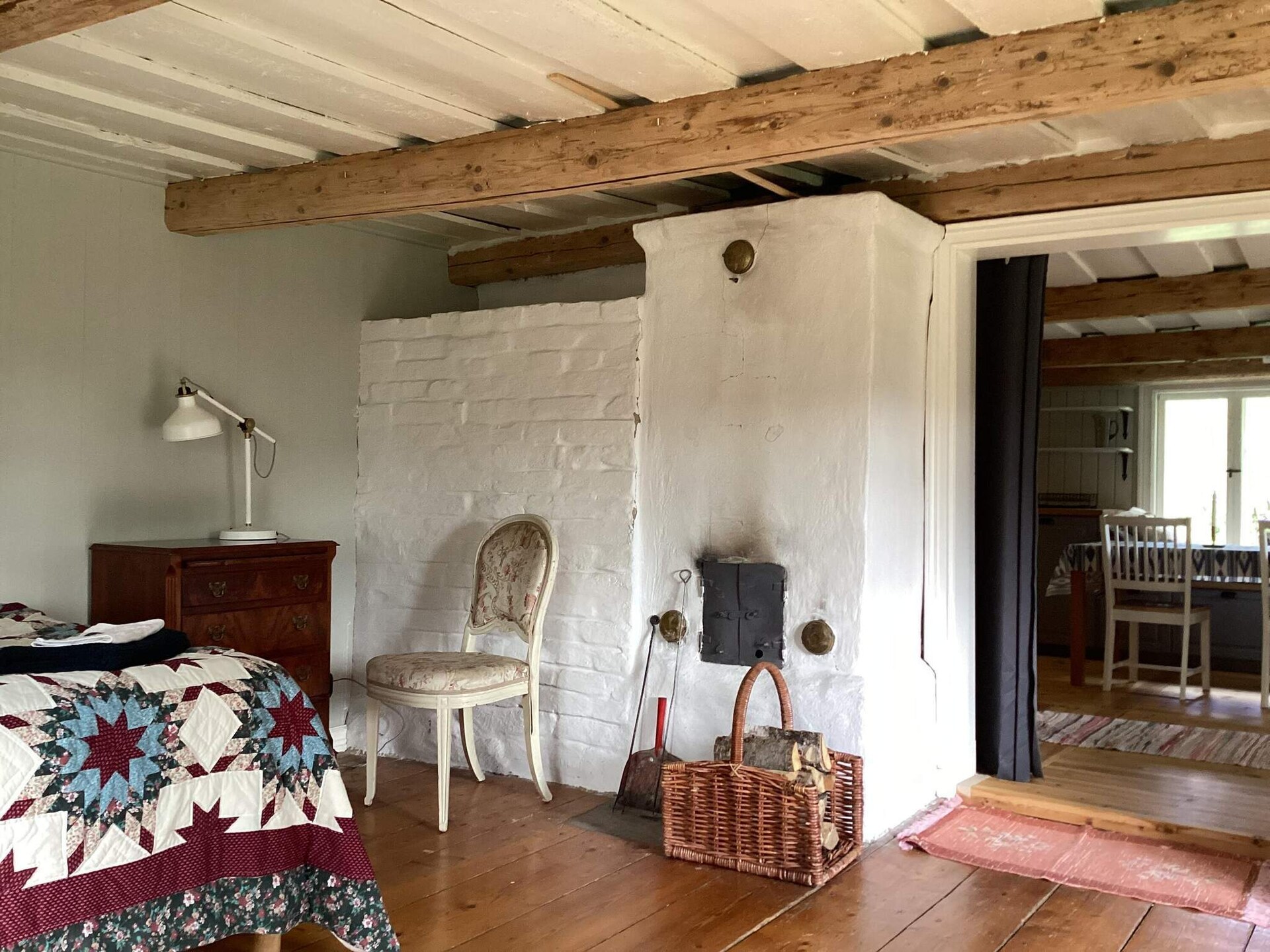 Charmant Zweeds vakantiehuis met houtgestookte sauna bij Uppsala - foto 12