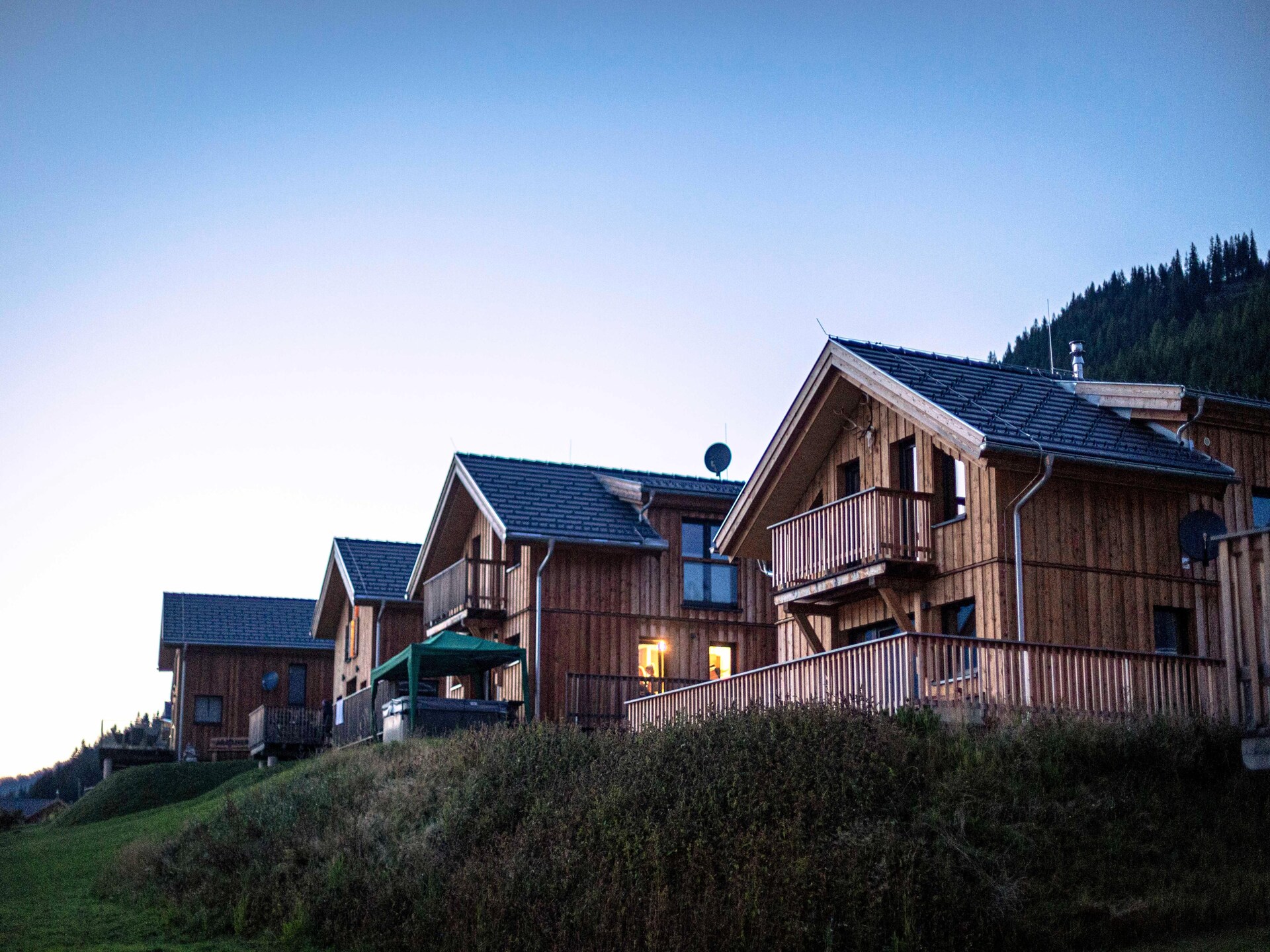 Vrijstaand chalet voor 6 personen aan de bosrand bij de skilift in Hohentauern - foto 1