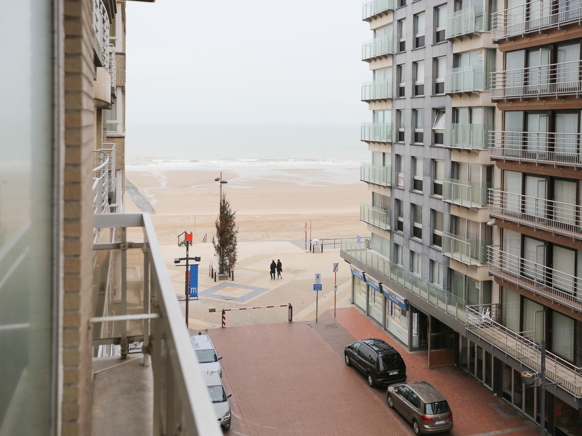 10-persoons appartement in centrum Middelkerke vlakbij het strand - foto 6