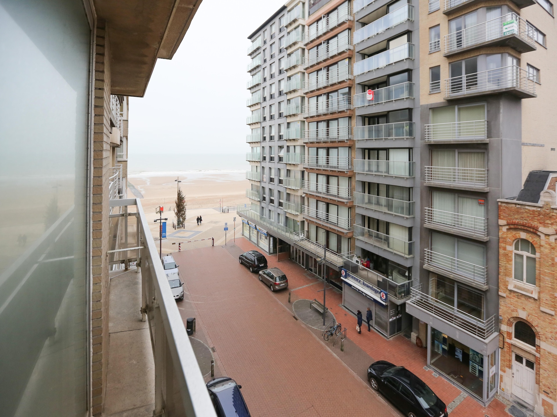 10-persoons appartement in centrum Middelkerke vlakbij het strand - foto 24