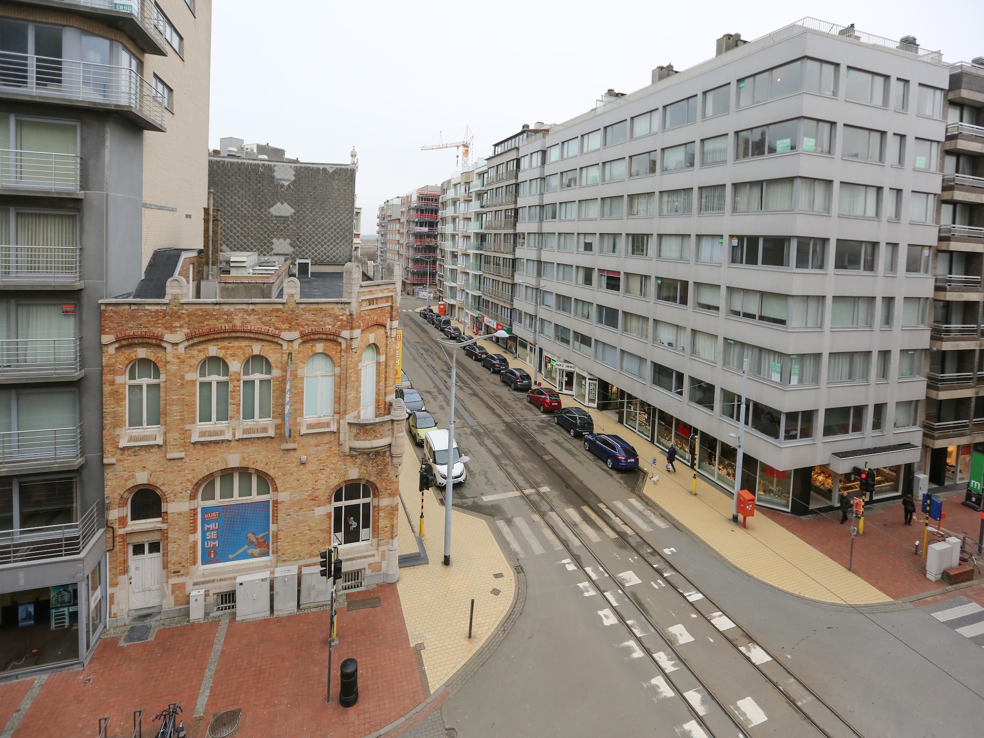 10-persoons appartement in centrum Middelkerke vlakbij het strand - foto 25