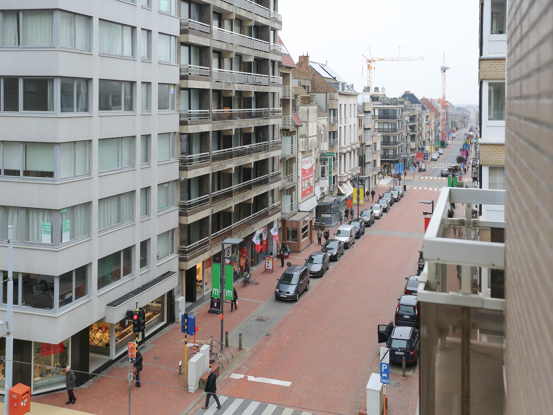 10-persoons appartement in centrum Middelkerke vlakbij het strand - foto 26