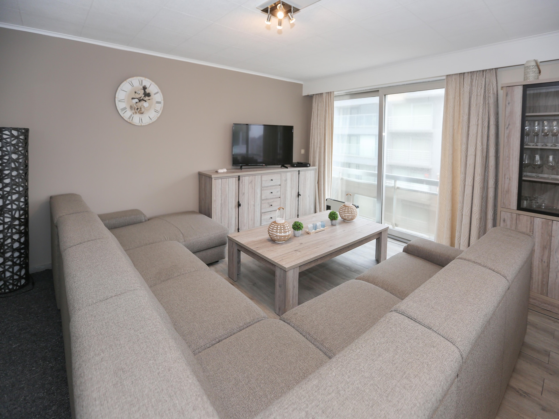 10-persoons appartement in centrum Middelkerke vlakbij het strand - foto 8