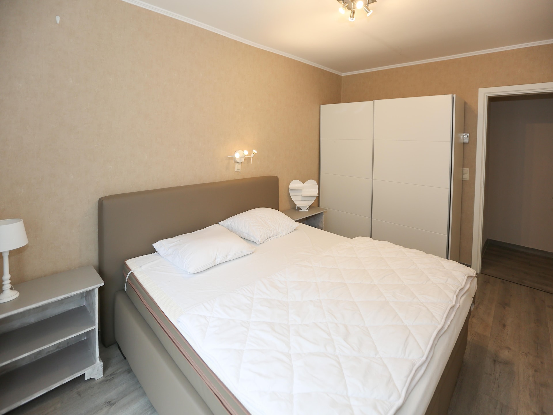 10-persoons appartement in centrum Middelkerke vlakbij het strand - foto 4