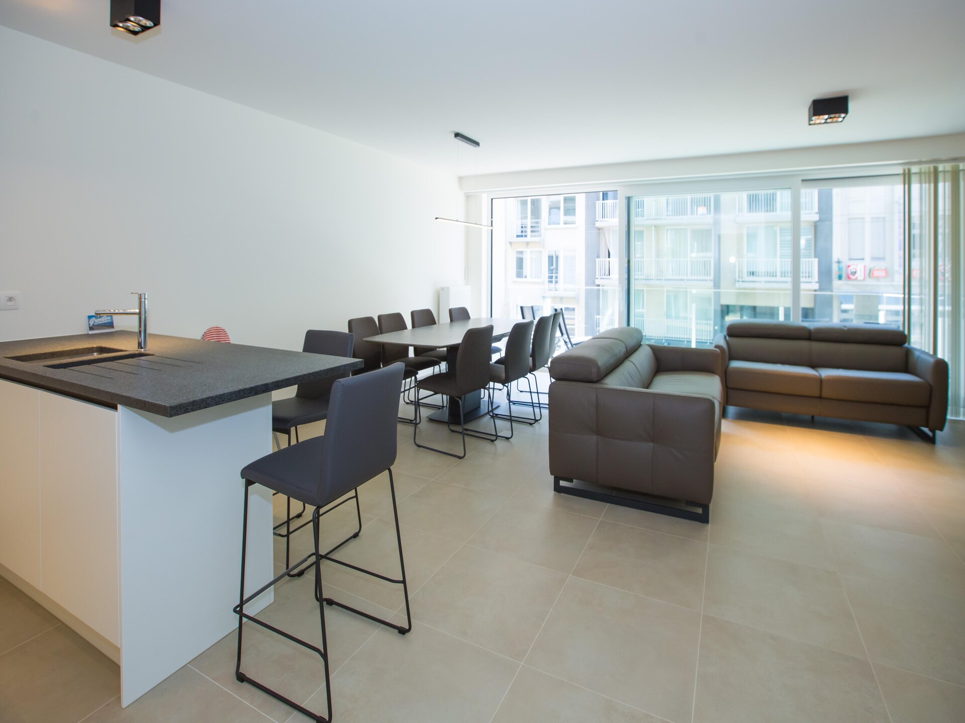 Licht appartement op 100 meter van strand met zijdelings zeezicht - foto 17