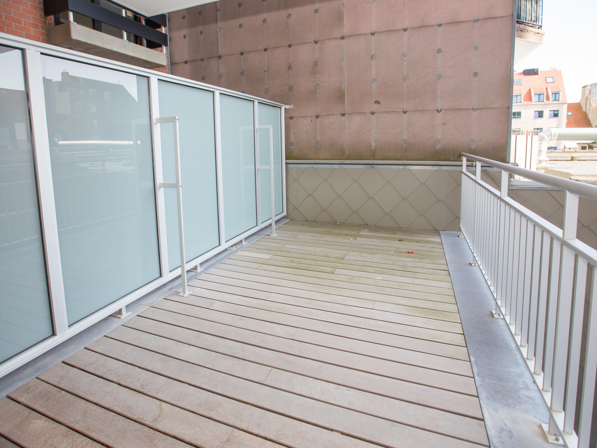 Licht appartement op 100 meter van strand met zijdelings zeezicht - foto 10