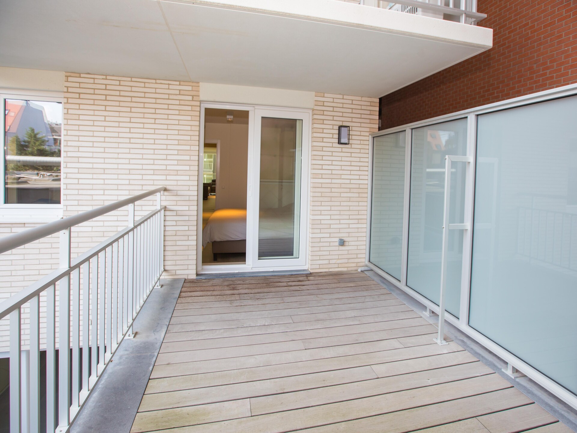 Licht appartement op 100 meter van strand met zijdelings zeezicht - foto 8