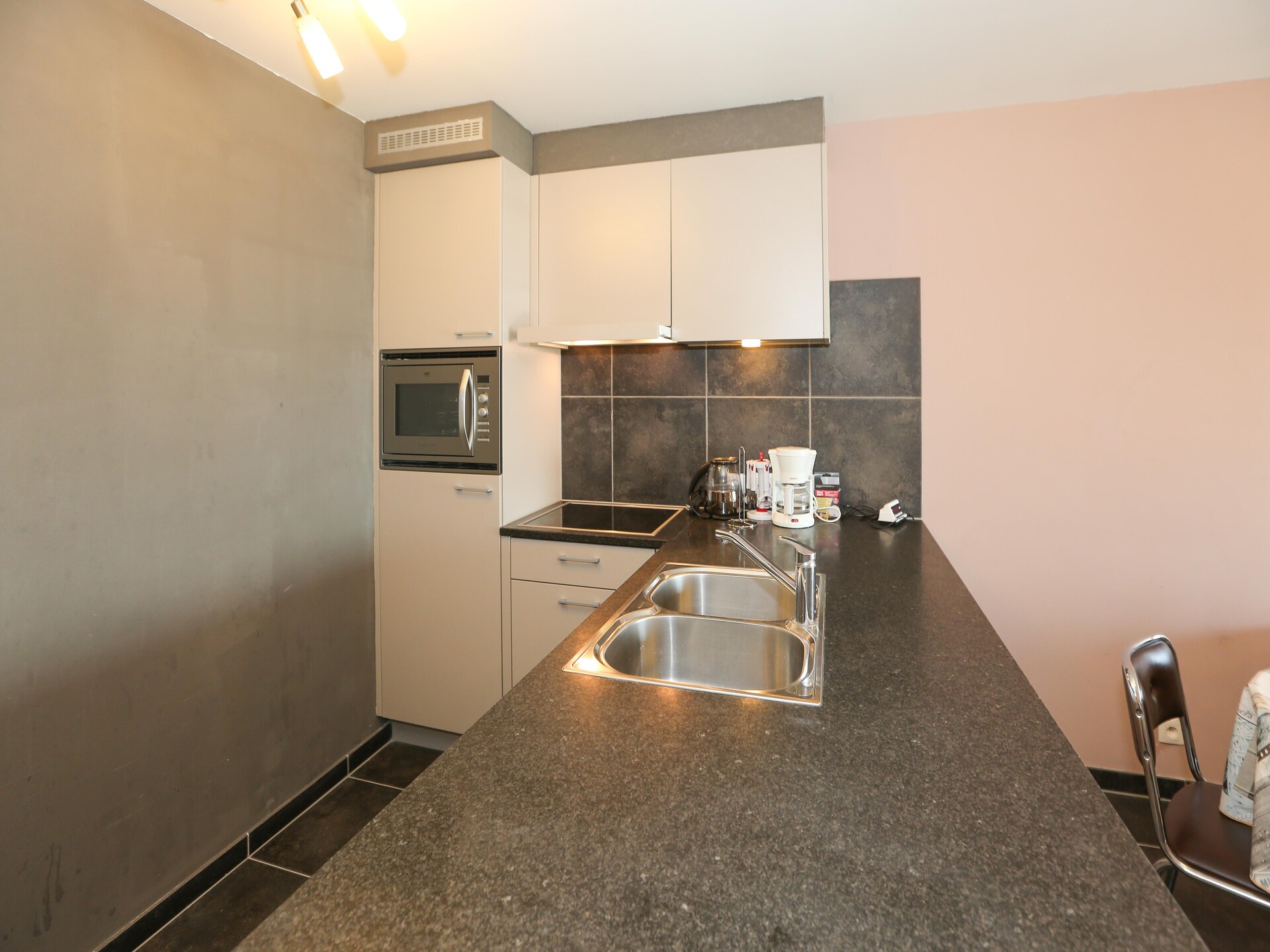 Appartement met panoramisch zeezicht direct aan het strand van Middelkerke - foto 13