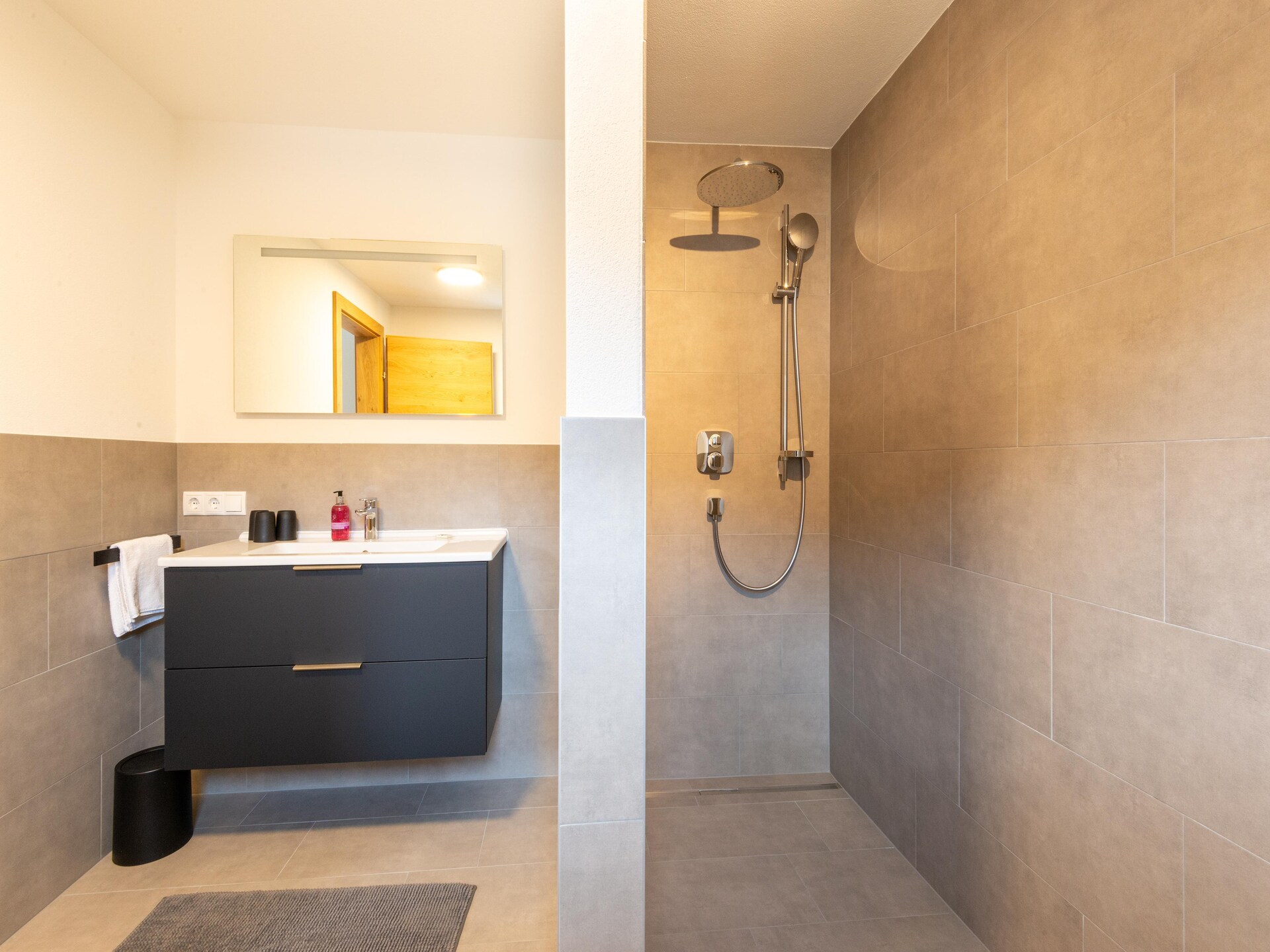 Stijlvol appartement aan de golfbaan in Uderns, 2 km van de piste - foto 14