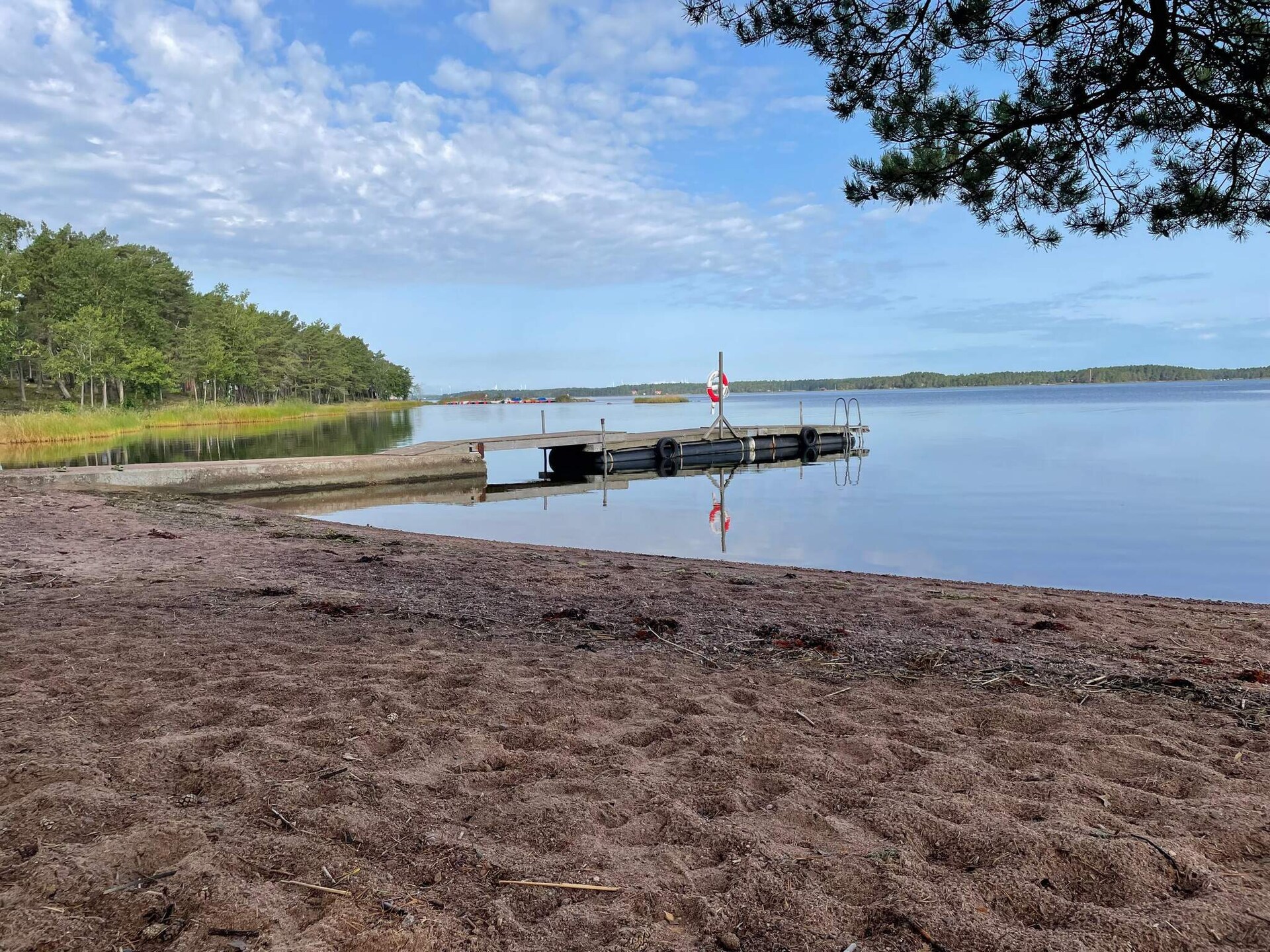 Sfeervol vakantiehuis met zeezicht in Mönsterås - foto 17