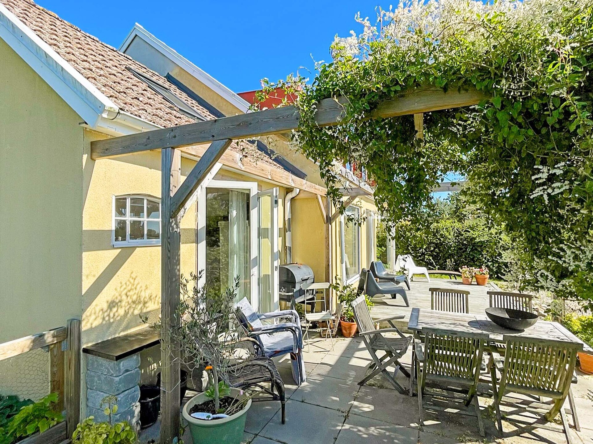 Stijlvol vakantiehuis aan de golfbaan in Österlen, vlakbij zee en meer - foto 2