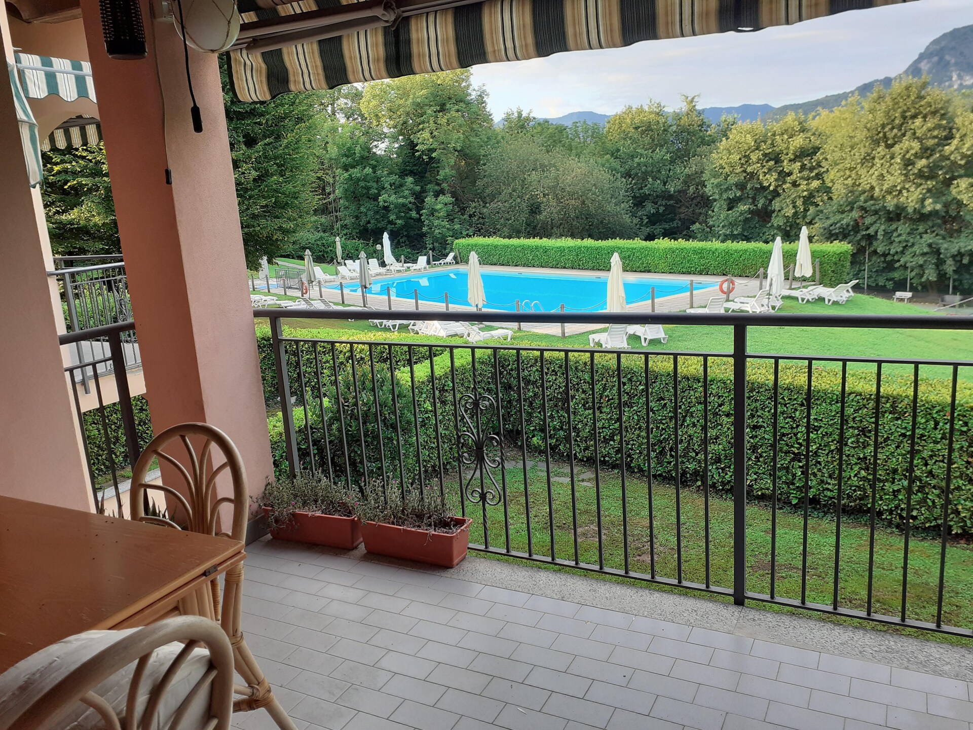 Sfeervol appartement met privéterras en zwembad nabij Lago Maggiore - foto 21