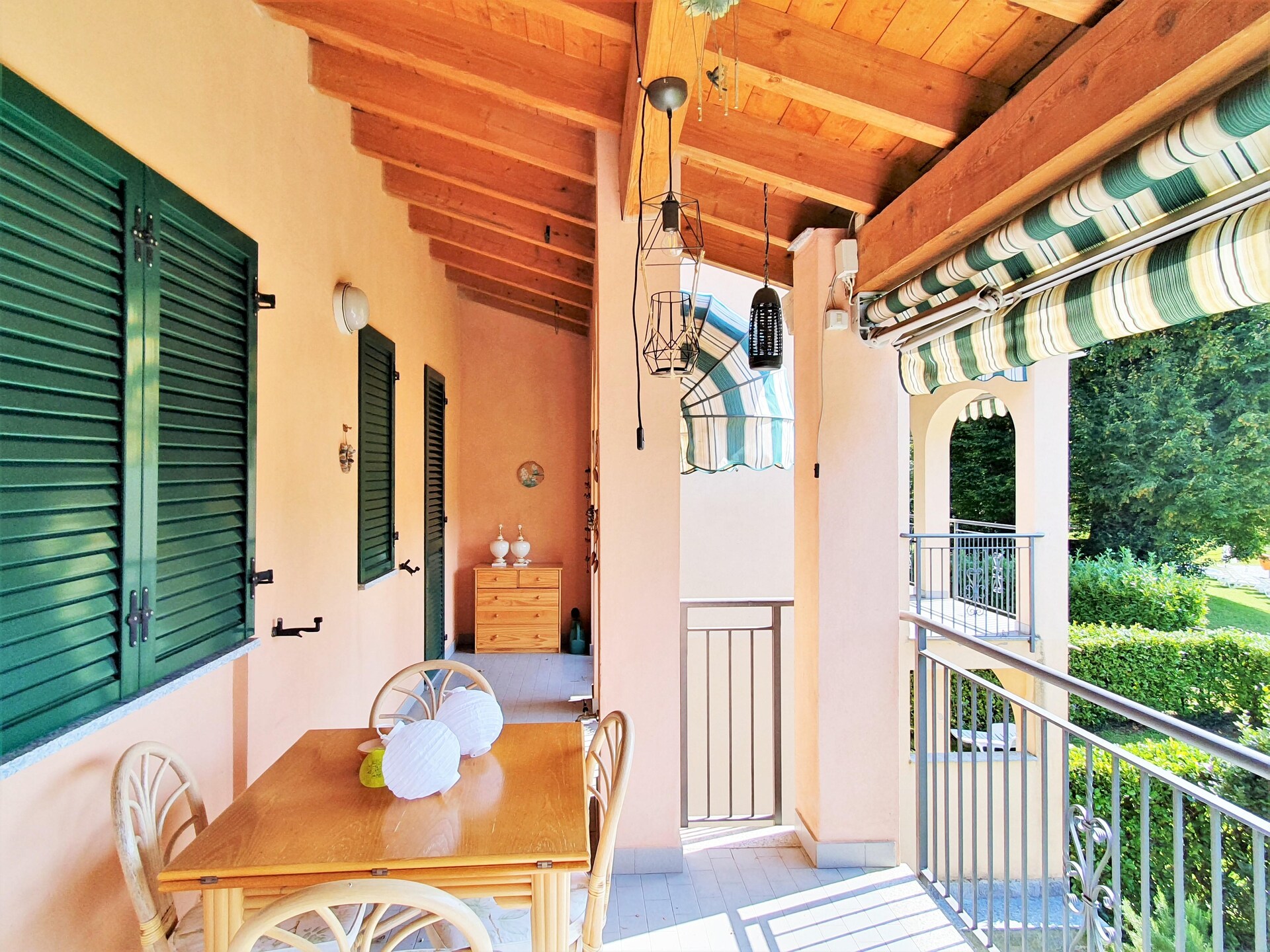 Sfeervol appartement met privéterras en zwembad nabij Lago Maggiore - foto 6