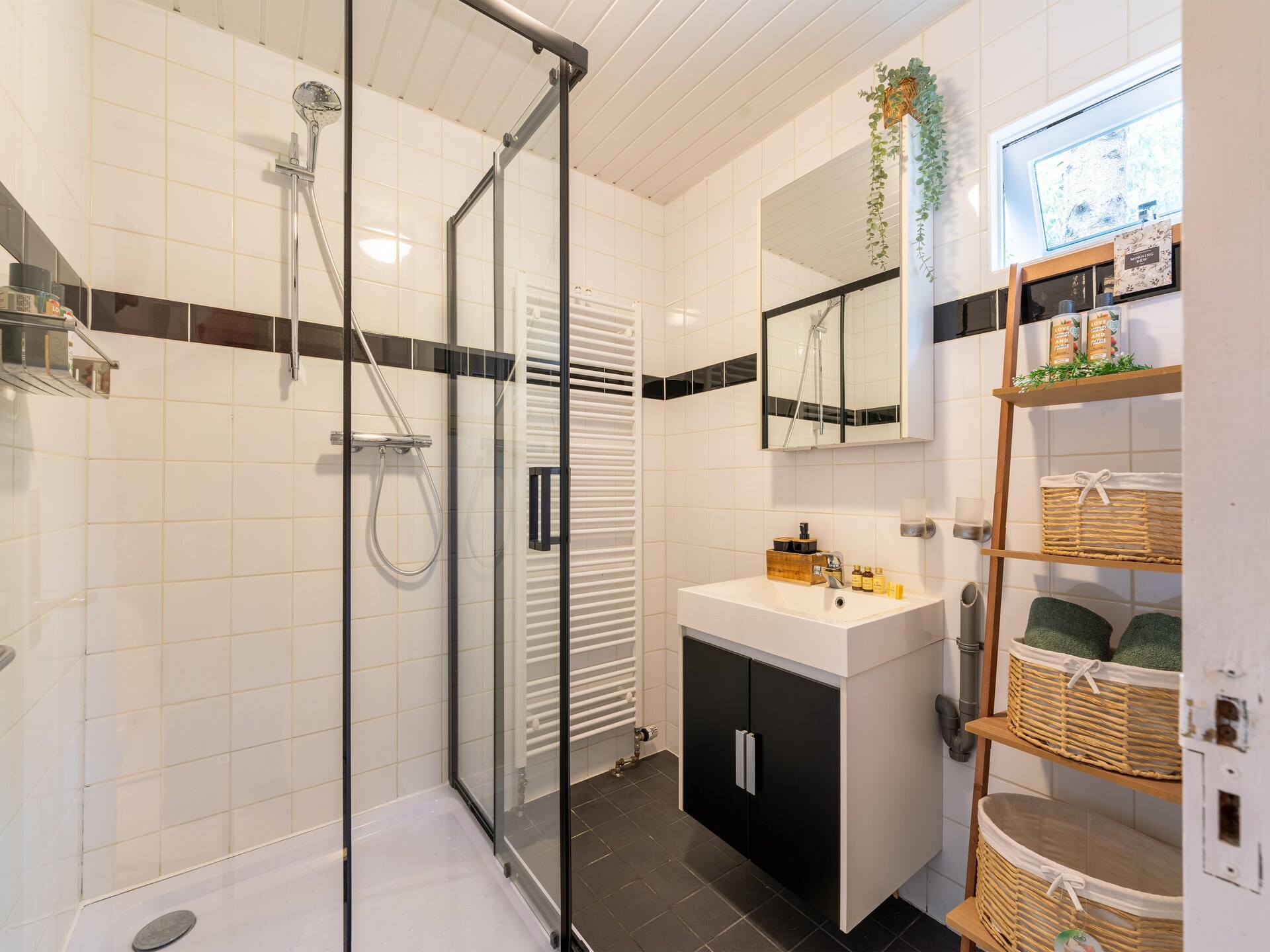 Luxe boshuisje Joy met sfeervol interieur in bosrijk Gelderland - foto 9