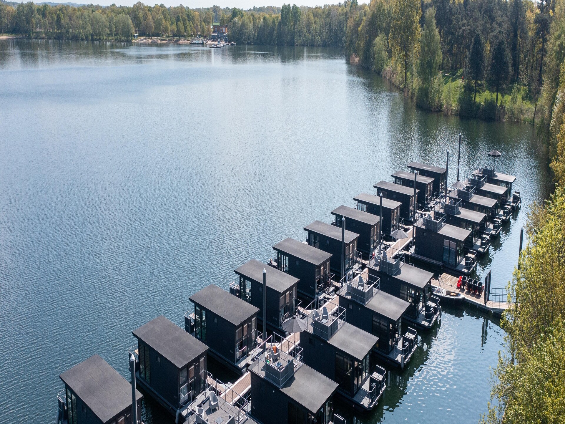 Comfortabele woonboot op de Mookerplas voor 4 personen met panoramisch uitzicht - foto 17